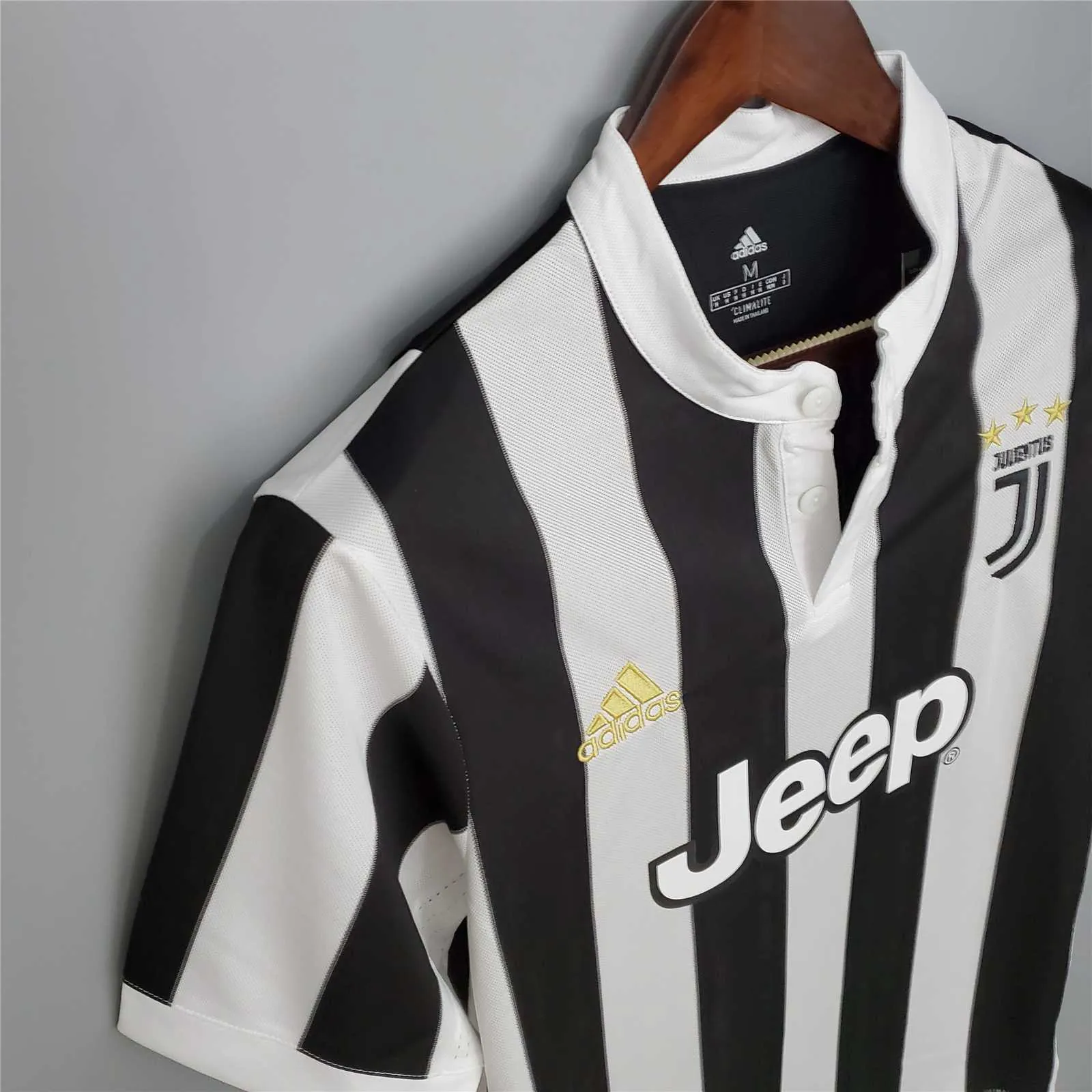 17-18 Juventus home Jersey S-2XL 4