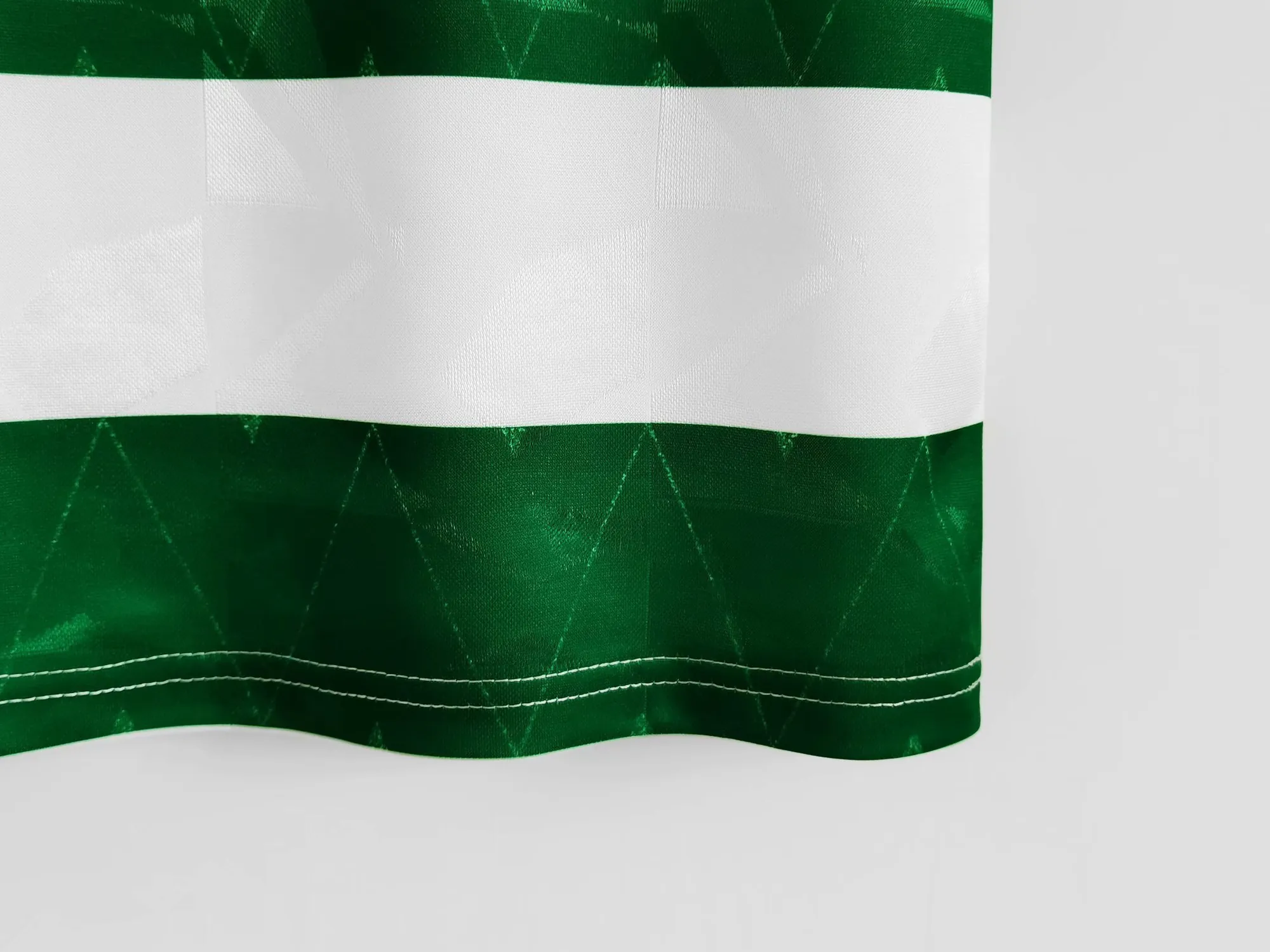 89-91 Celtic home 4