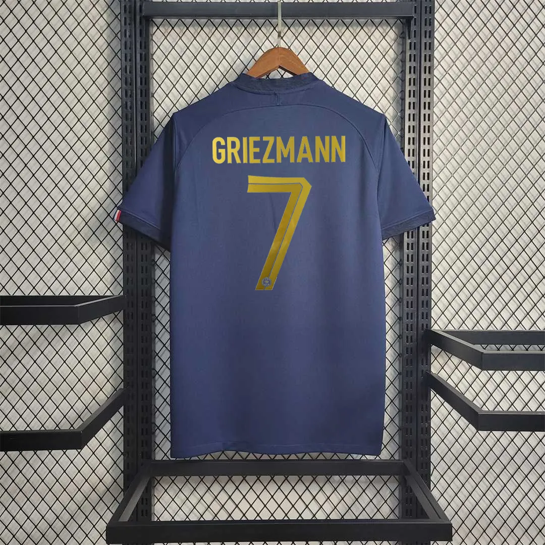 2022 France home 4
