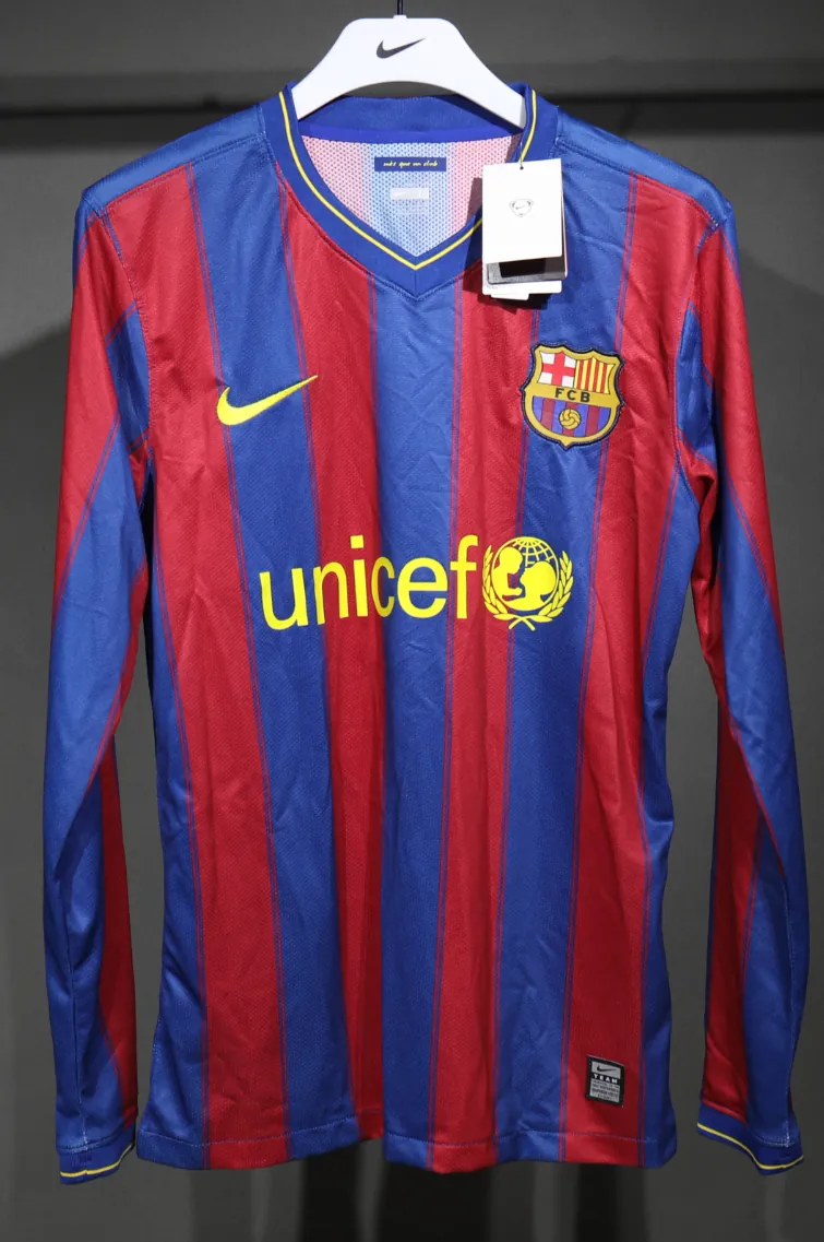 09-10 Barcelona Home Retro Kit Vintage Player Version Sino Shirt AAAAJersey Dropship Yupoo 5