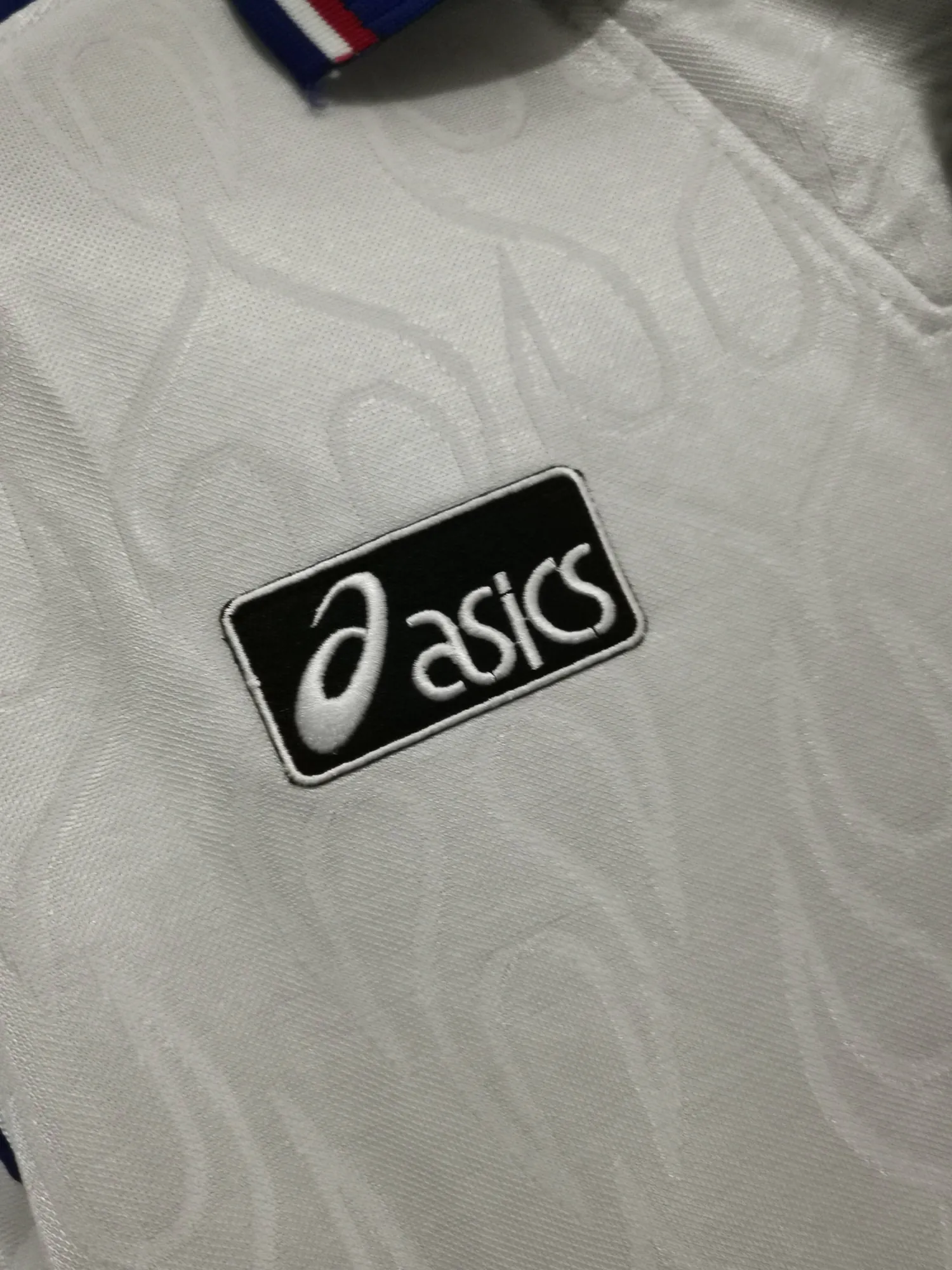 1998 Japan away white 5
