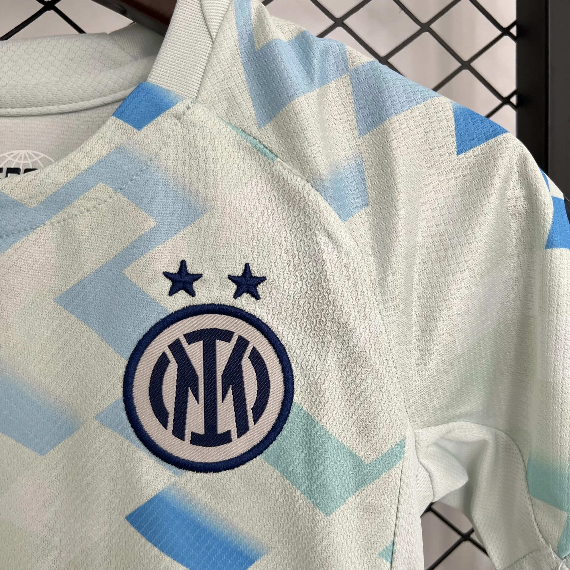 25-26 Inter Milan Away Kid Kits Soccer Youth Apparels AAAAJersey Supply Yupoo 2
