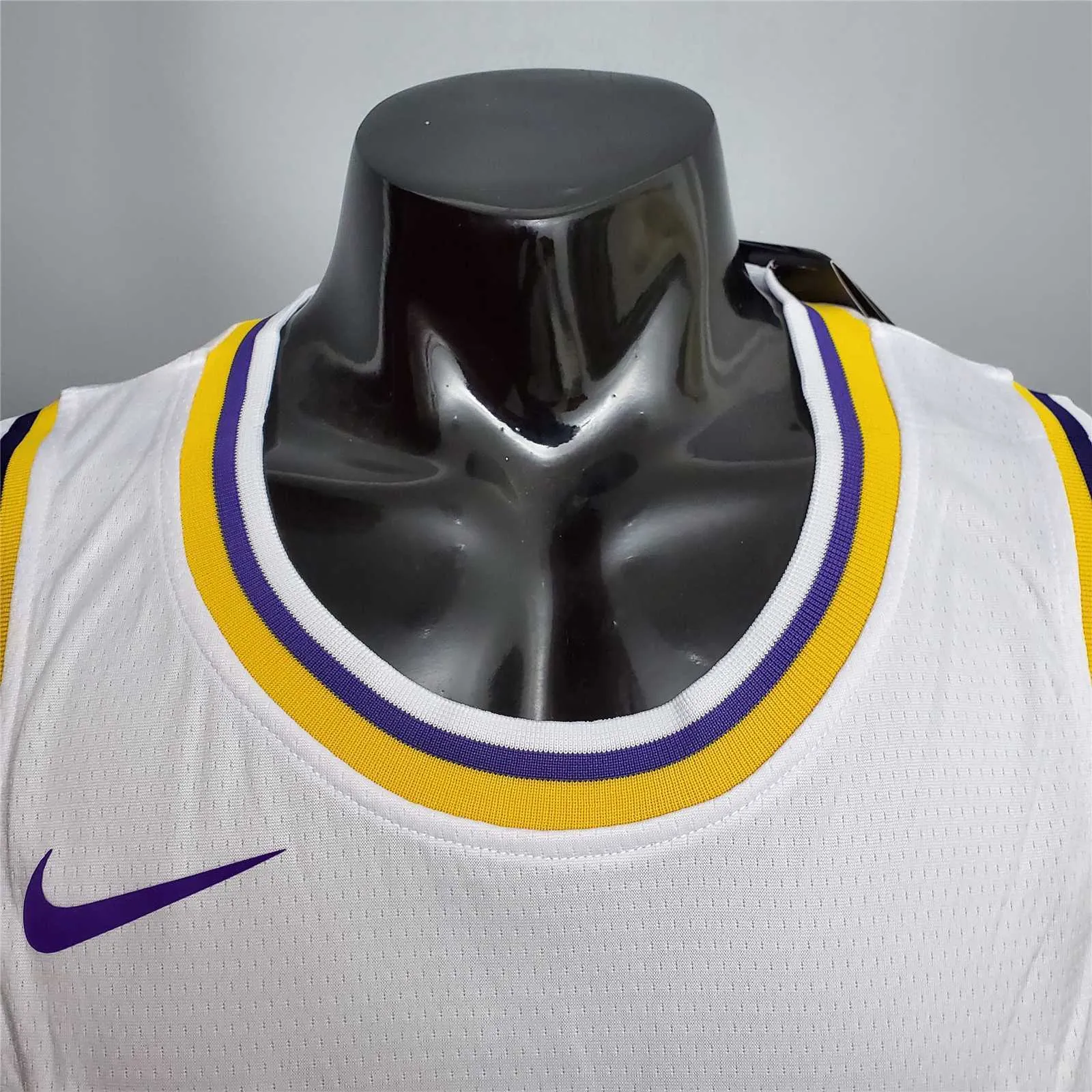 YOUNG #0 Lakers white 4