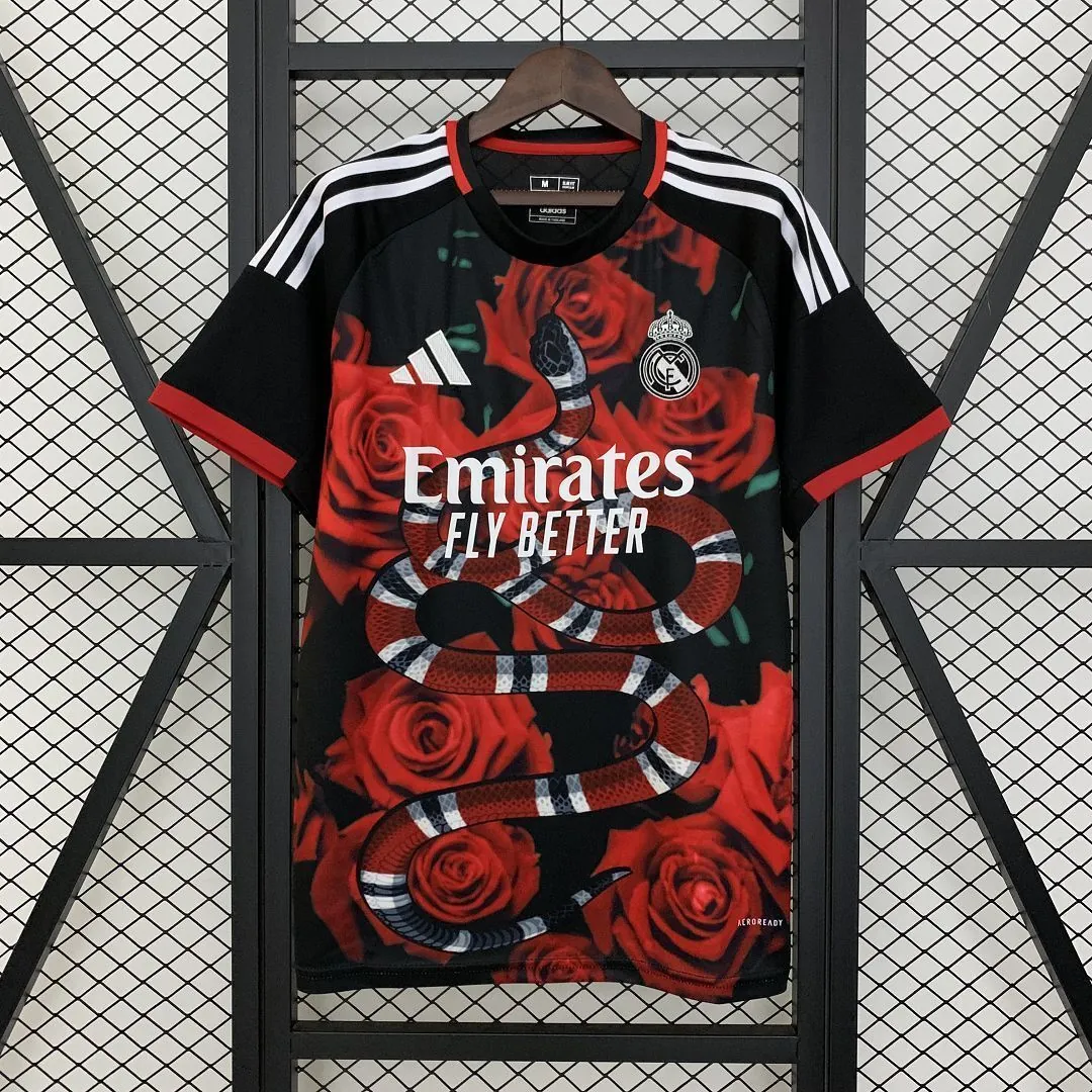 25-26 Real Madrid Red Snake Special Edition Shirt Football Uniform AAAAJersey Dropship Yupoo 9