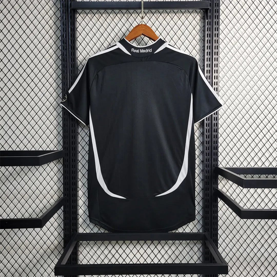 06-07 Real Madrid third away 9
