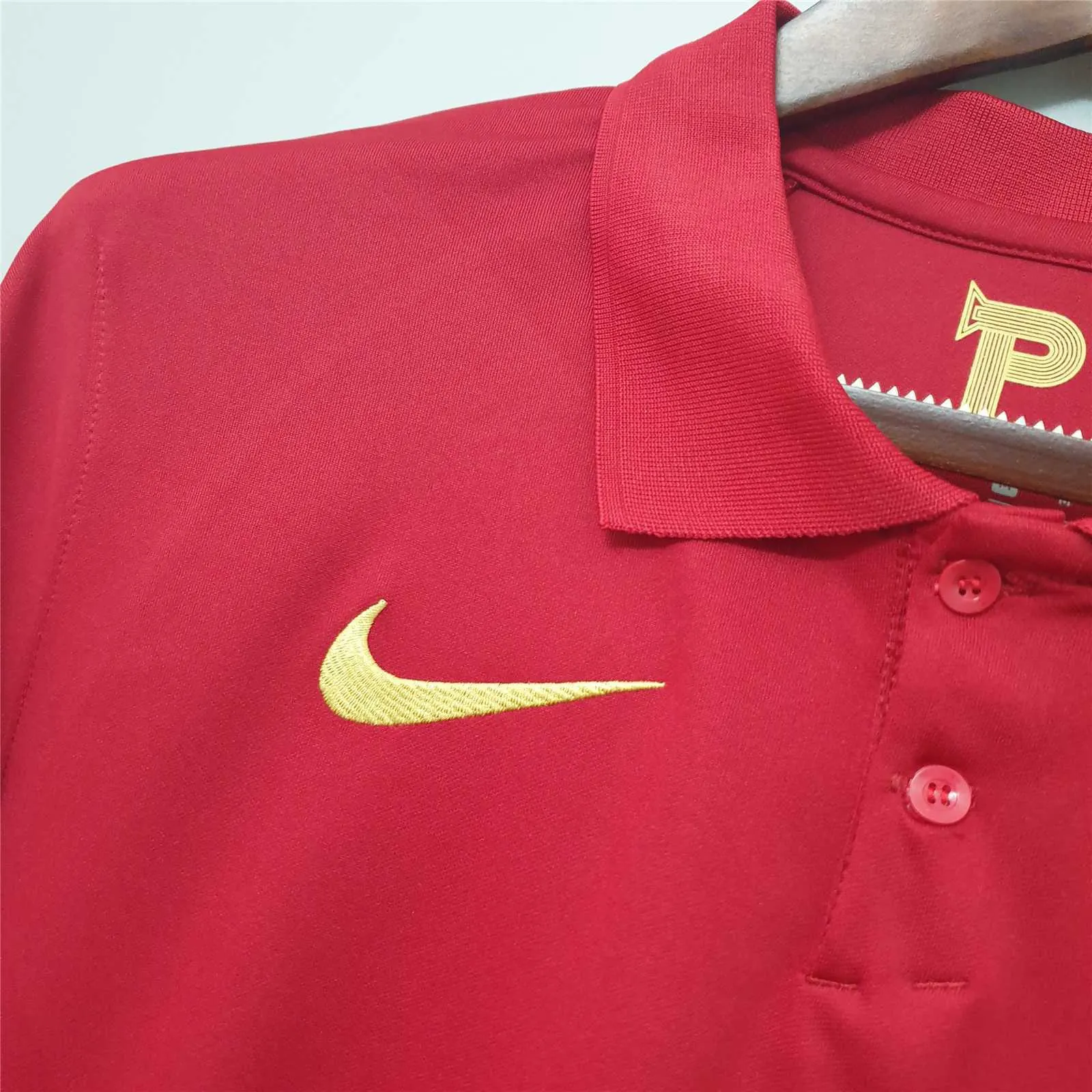 2020 Portugal home red 1