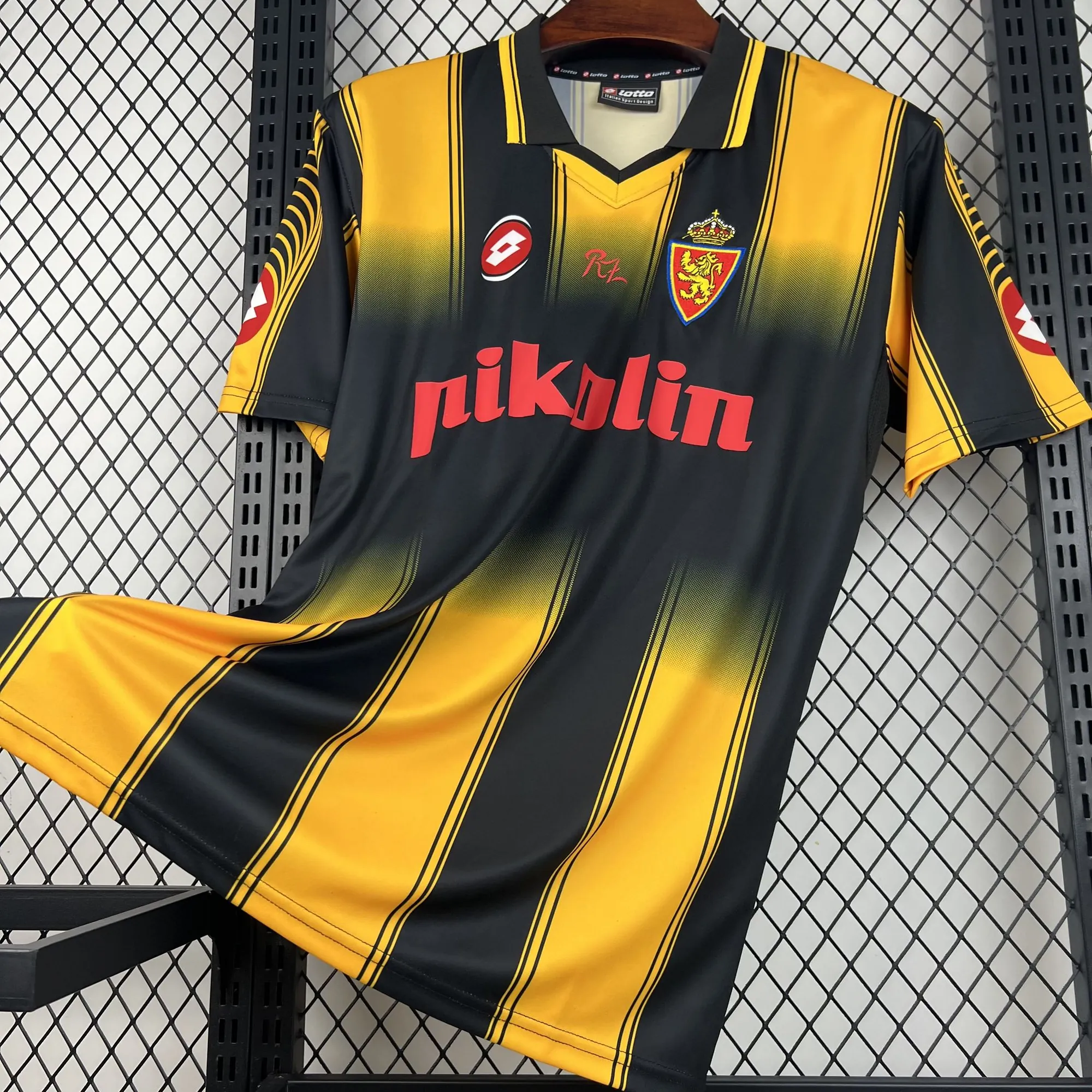 03-04 Retro Zaragoza Mens Away Retro Kit Vintage Soccer T-Shirt AAAAJersey Supply Yupoo 7 4