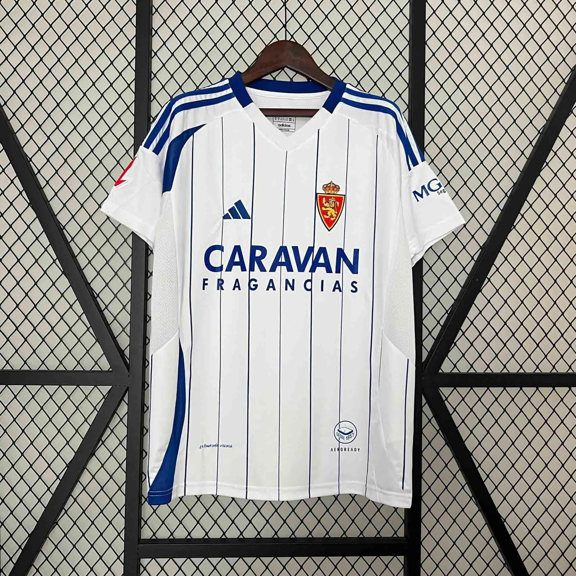 24-25 Zaragoza Home Kit Football Uniforms Sport AAAAJersey Yupoo 5