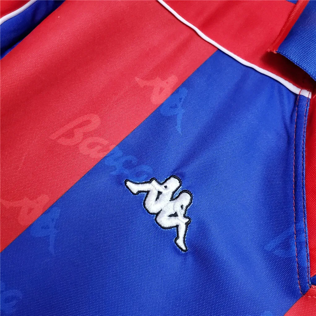 92-95 Barcelona home 1