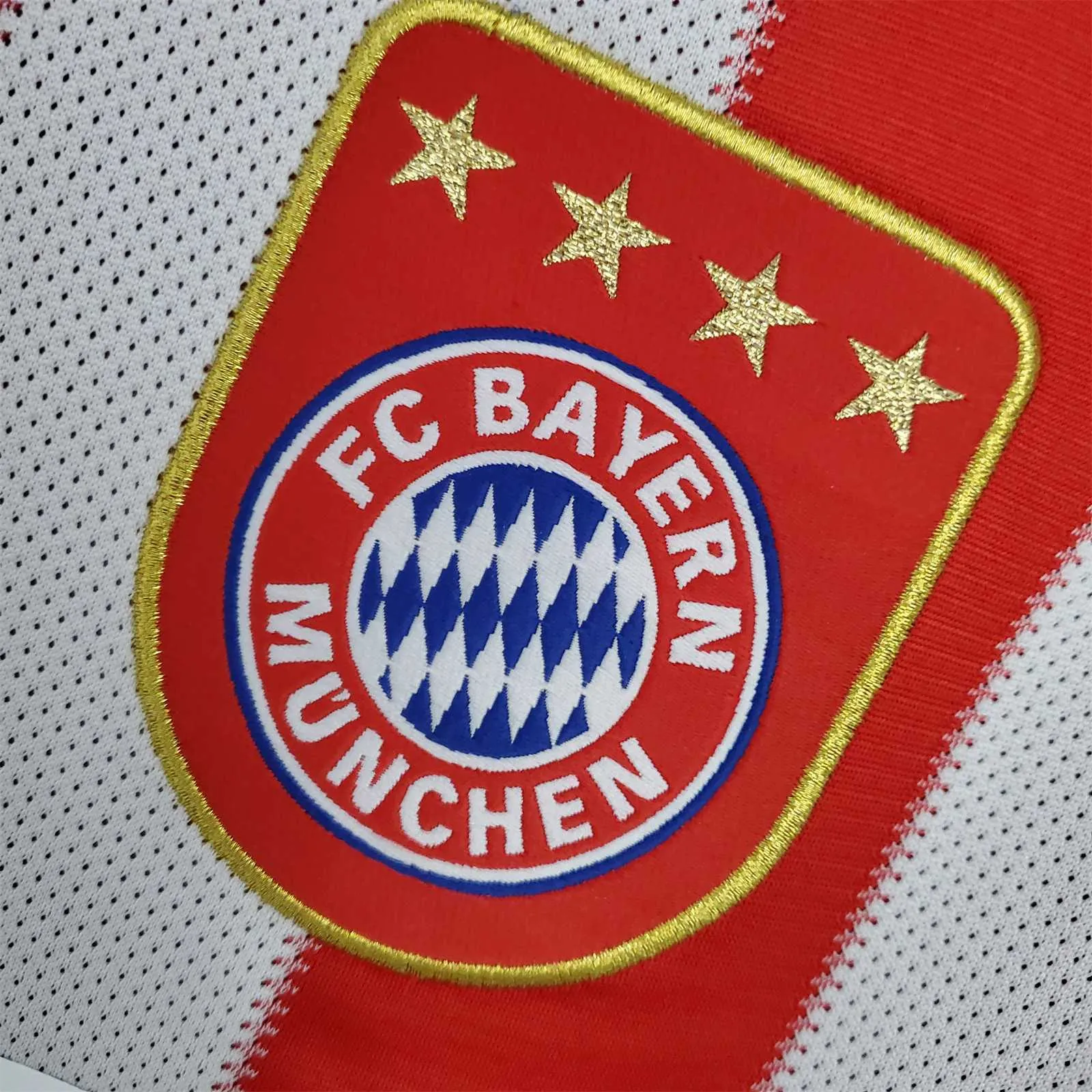 10-11 Bayern Munich home 3