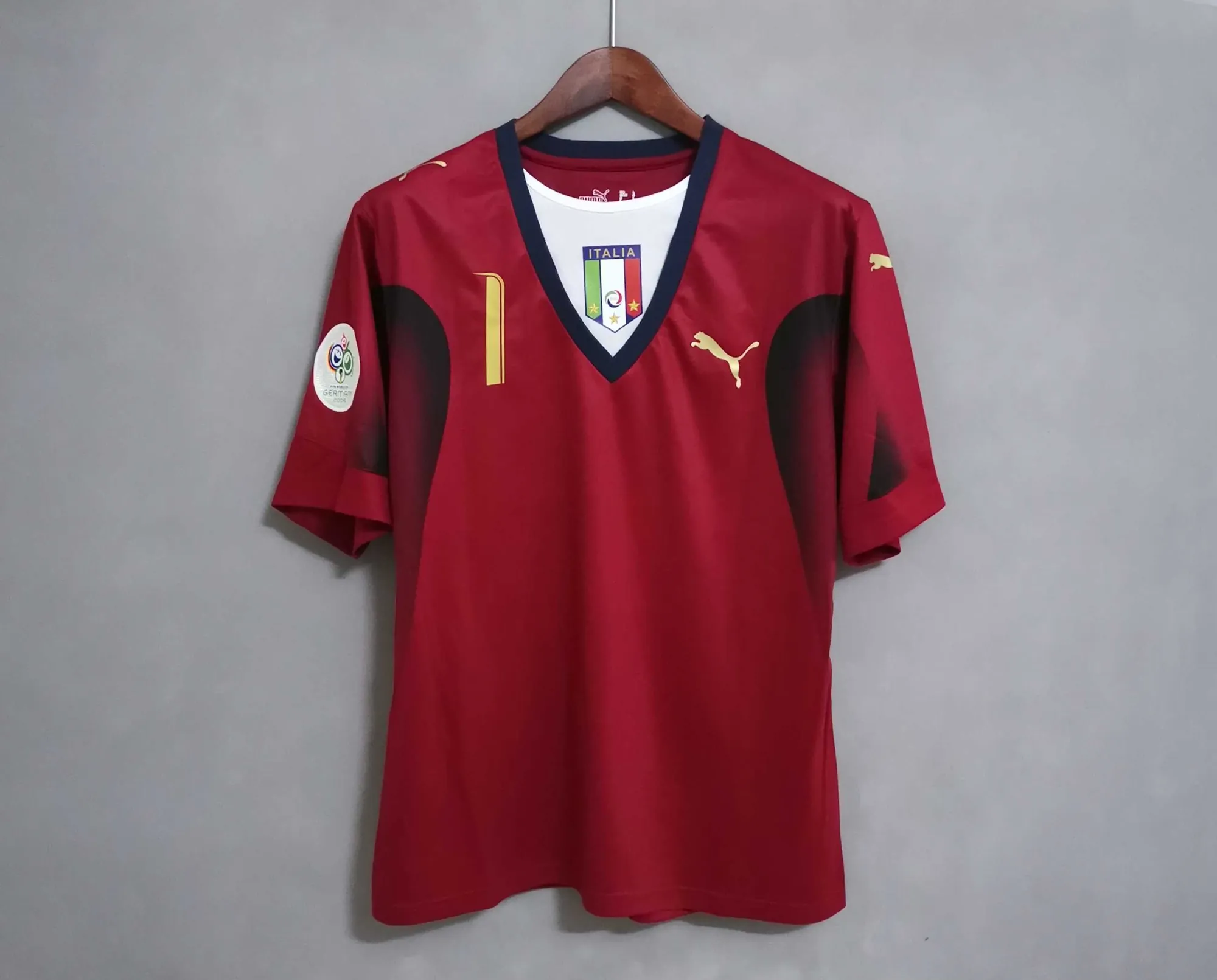 2006 Italy GK red 10