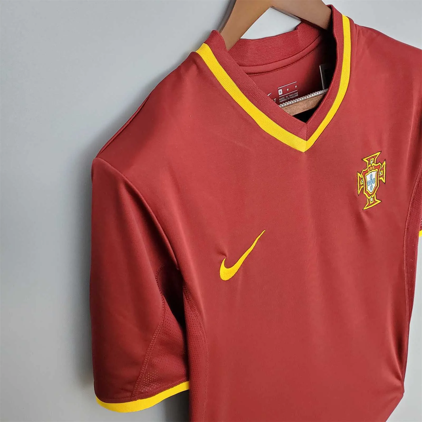 2000 Portugal home 2