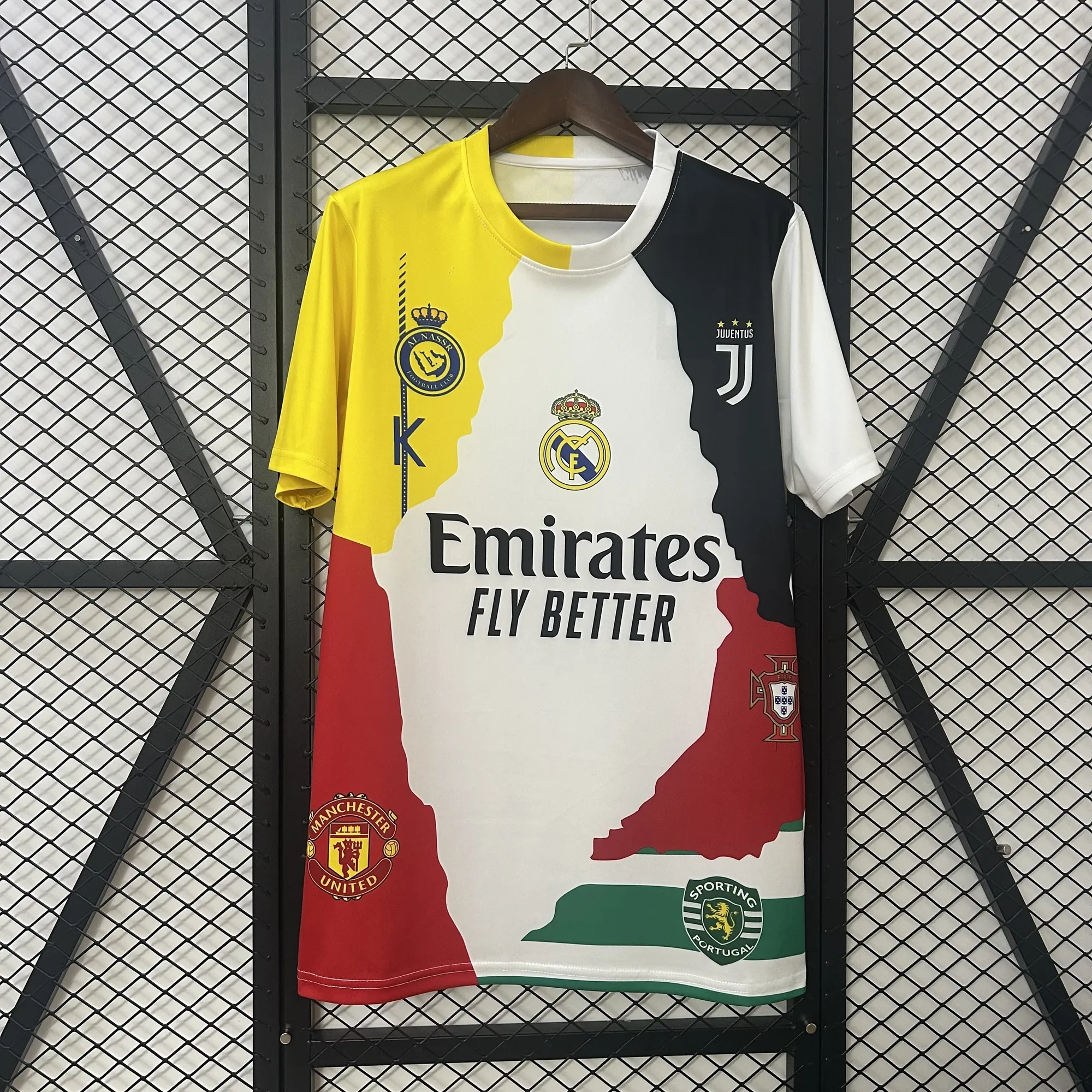 Cristiano Ronaldo Commemorative Edition Kit Soccer T-Shirt AAAAJersey Dropship Yupoo 7