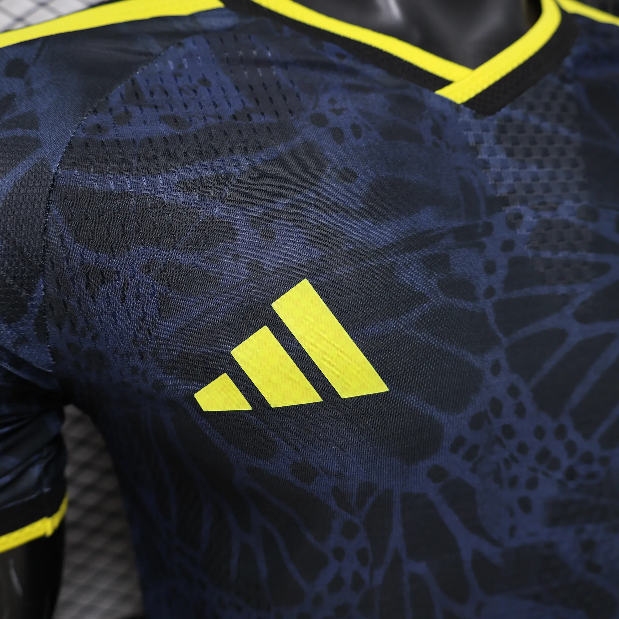 2026 Colombia Mens Special Edition Football T-Shirt AAAAJersey Wholesale Yupoo 9 9