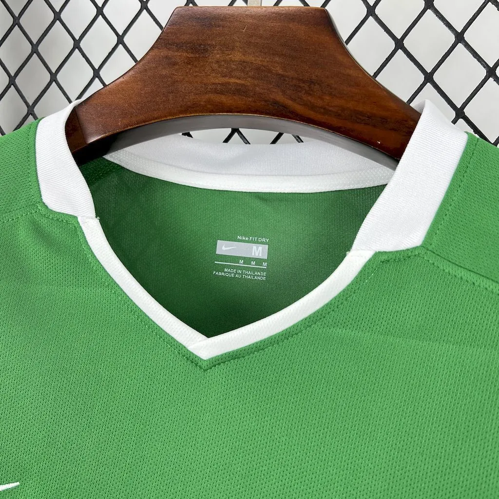 08-09 Wolfsburg Home Retro Kit Vintage Shirt Soccer AAAAJersey Yupoo 6
