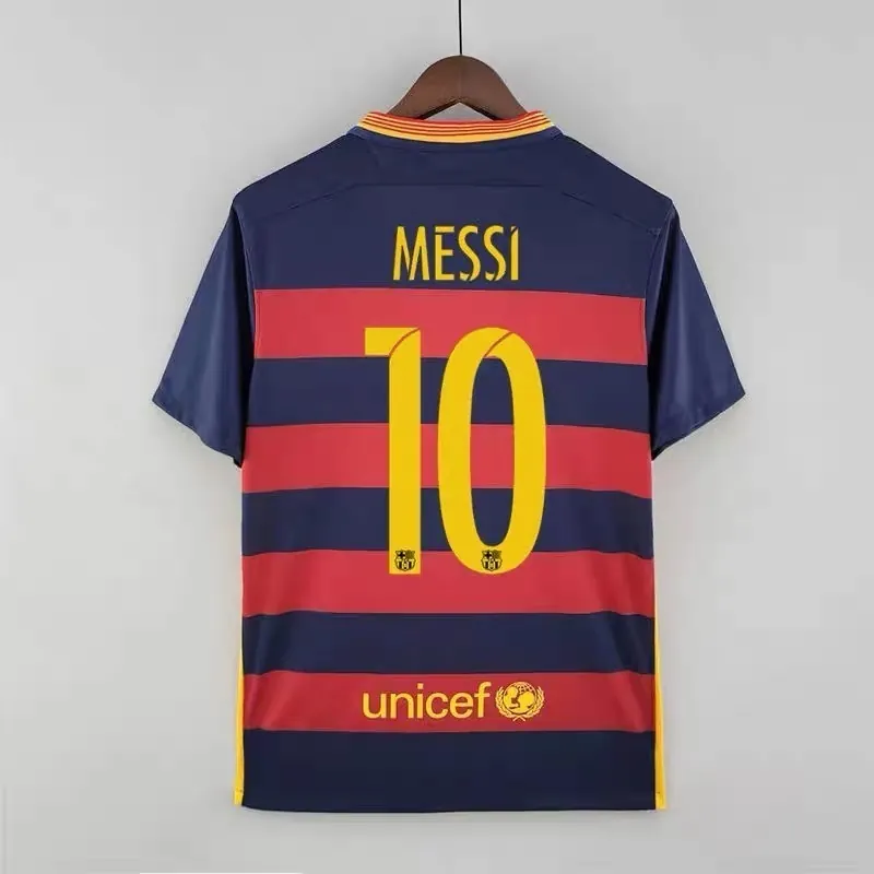 15-16 Barcelona home 9
