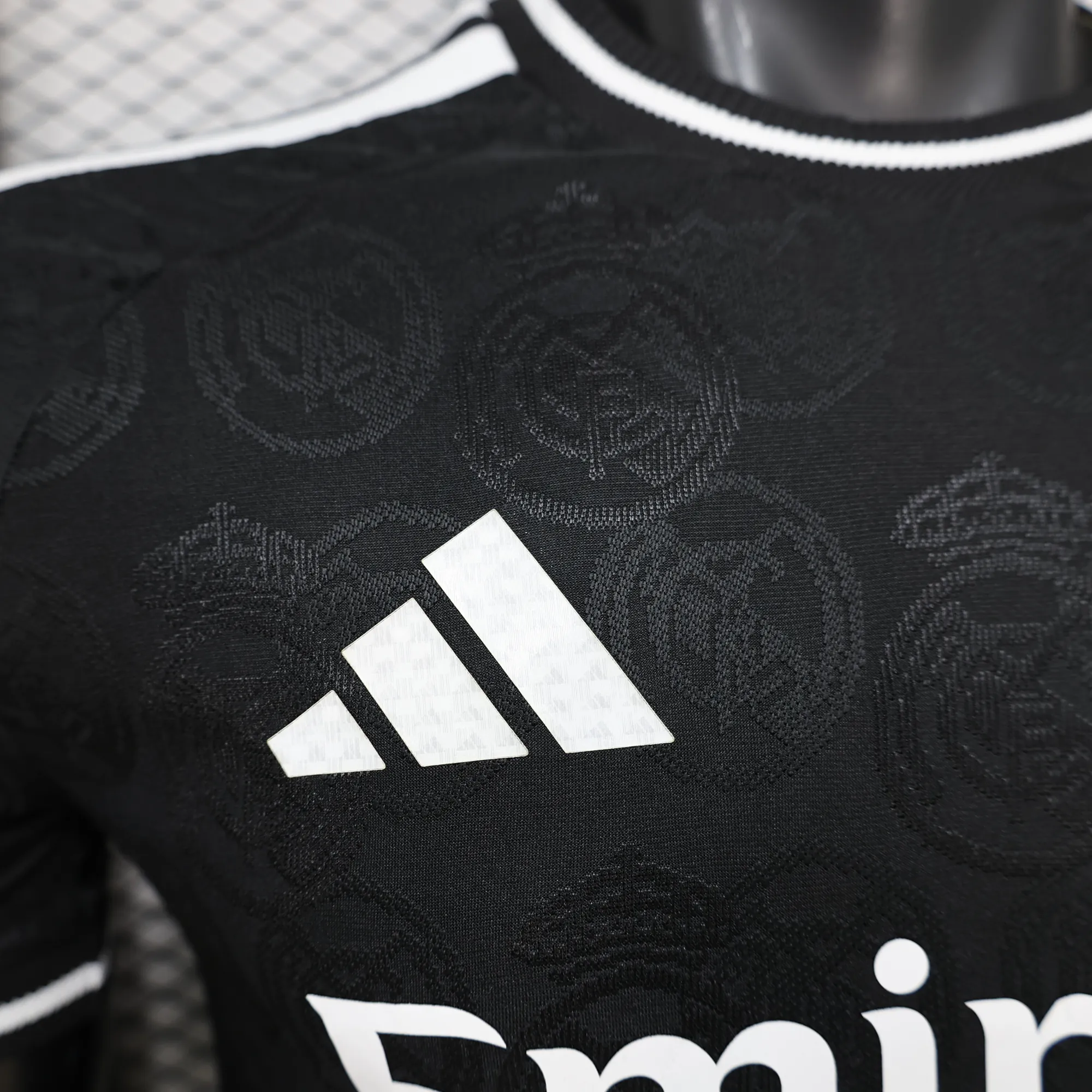 2026-27 Real Madrid Special Edition Football Shirt Player Edition AAAA Jersey Drop ship Yupoo 7