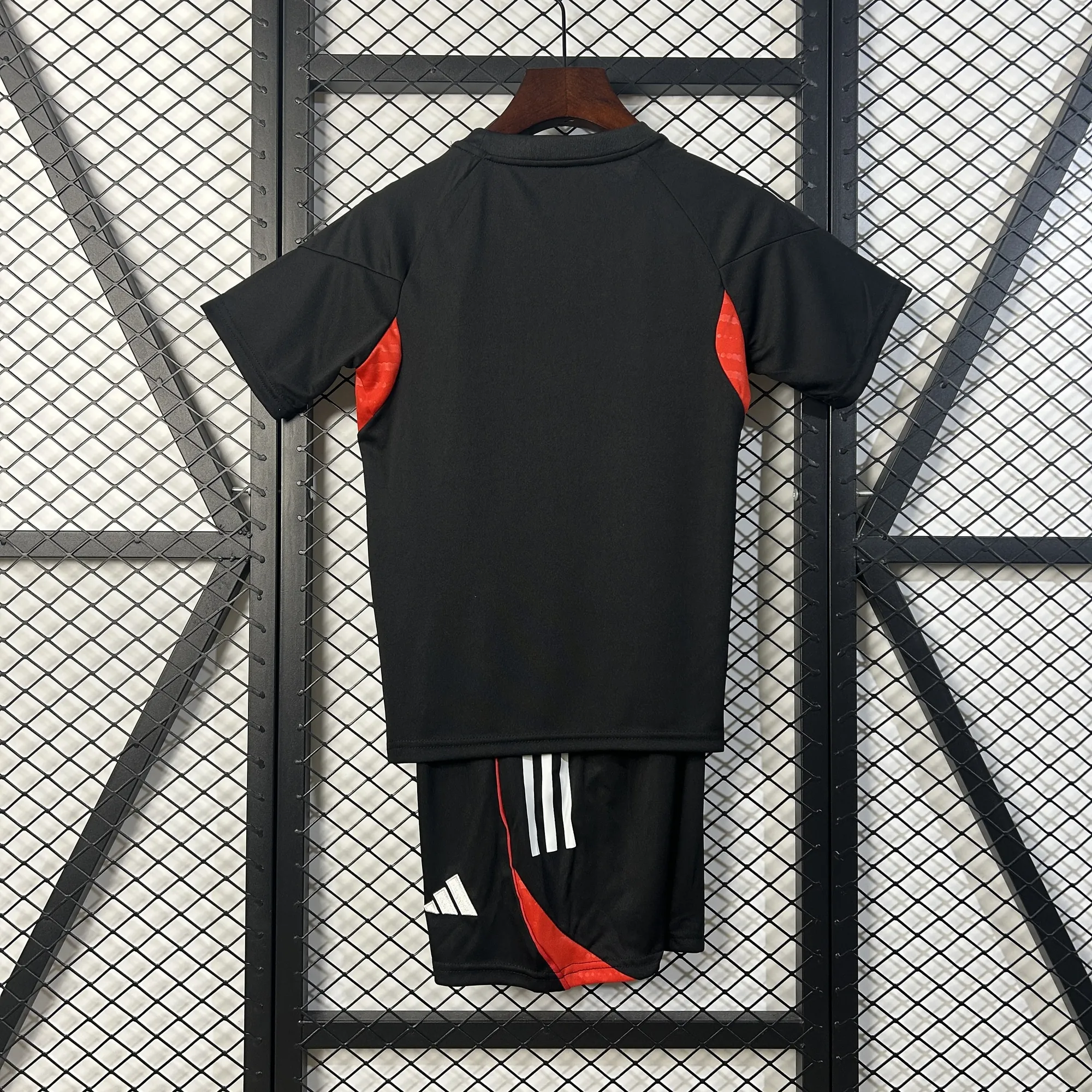 25-26 Benfica Black Pre-Match Kid Kits Youth Apparels Sino AAAAJersey Supply Yupoo 5