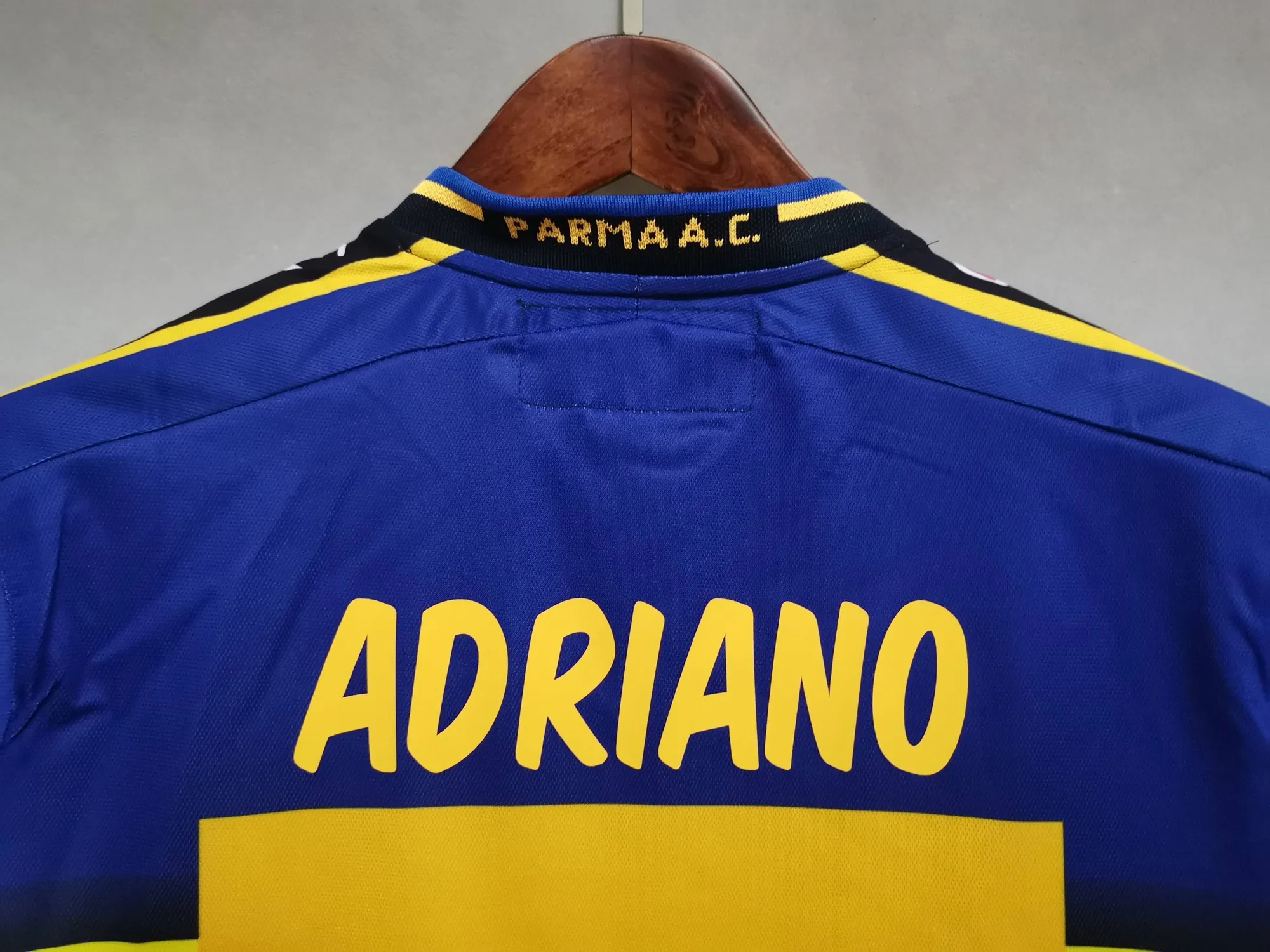 01-02 Parma home Cheap Football Kit 8