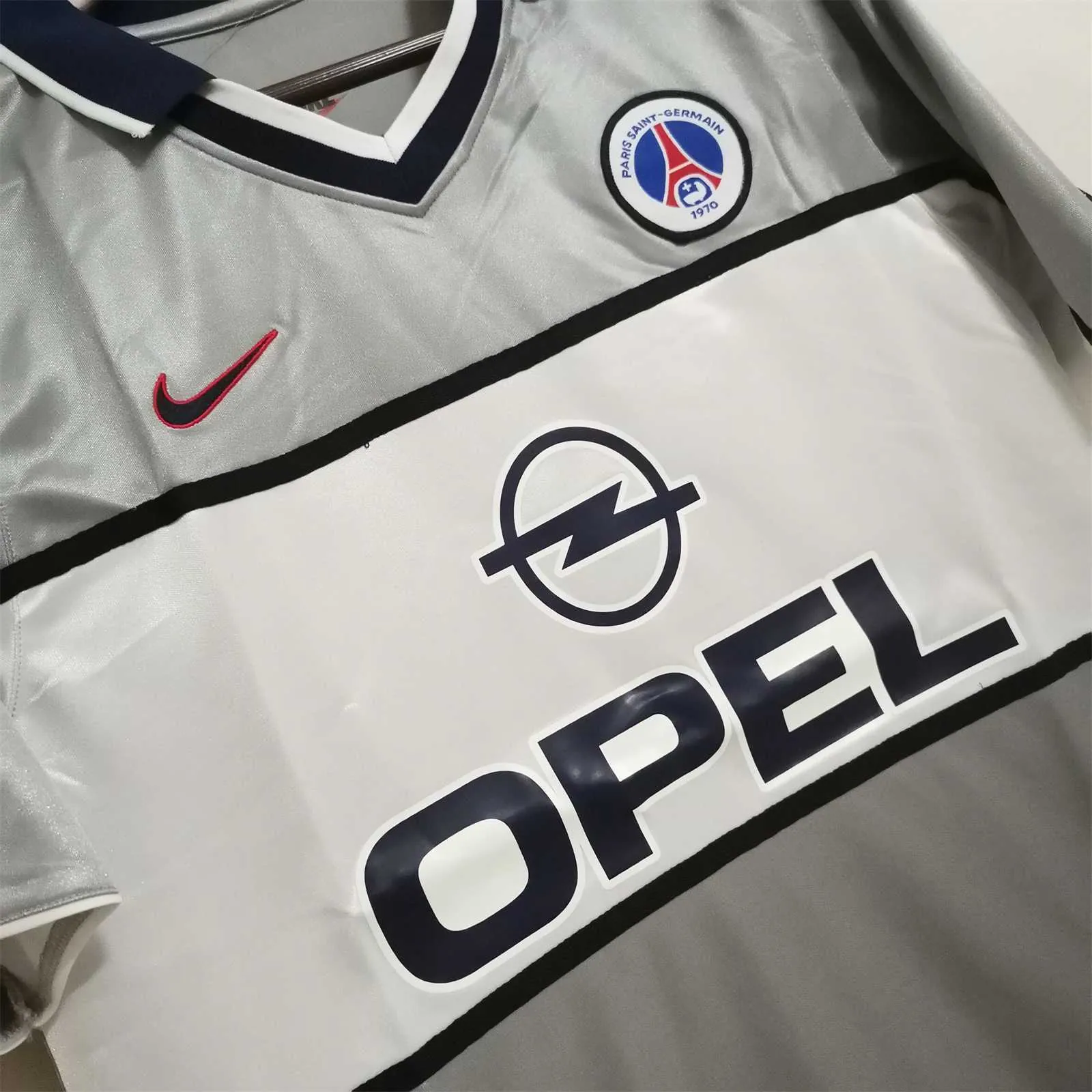 2000 PSG away grey 9