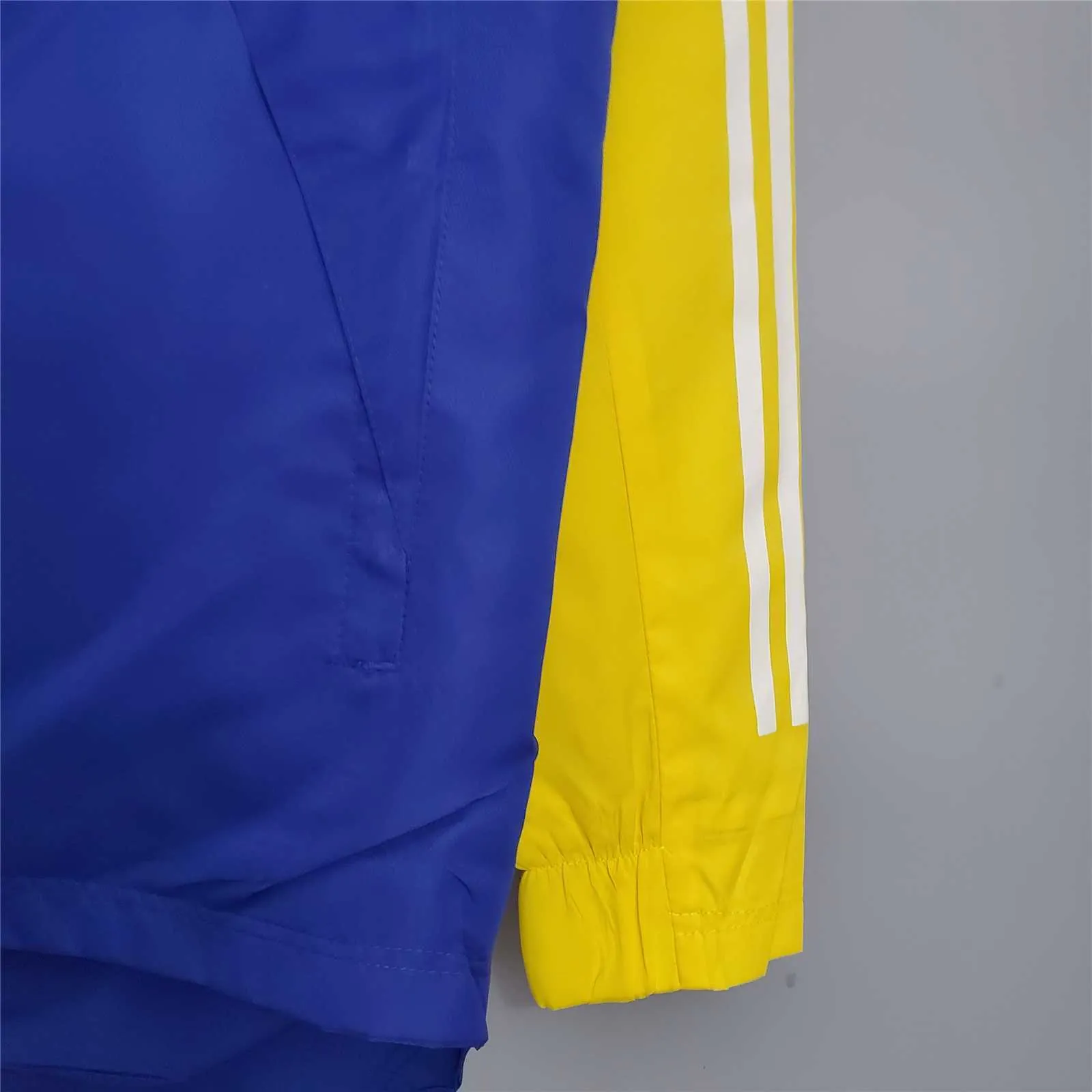 20-21 Boca Juniors Blue and Yellow Windbreaker 4