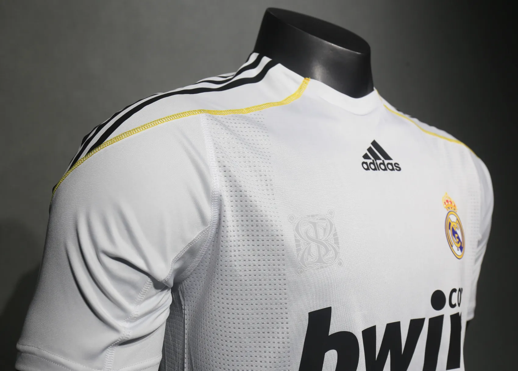 09-10 Real Madrid Home Retro Kit Vintage Player Version Sino Shirt AAAAJersey Dropship Yupoo 3