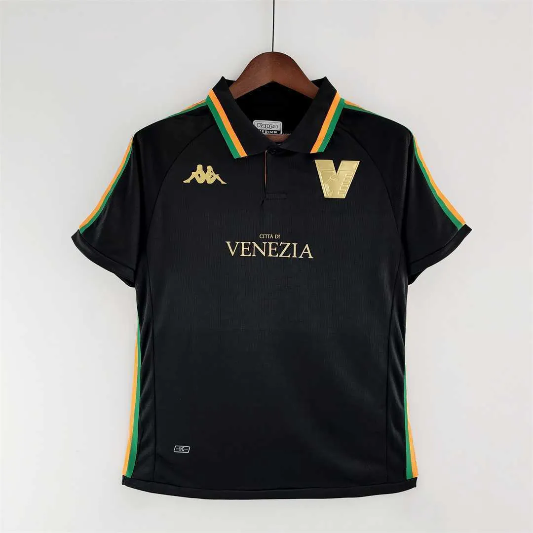22-23 Venezia home 11
