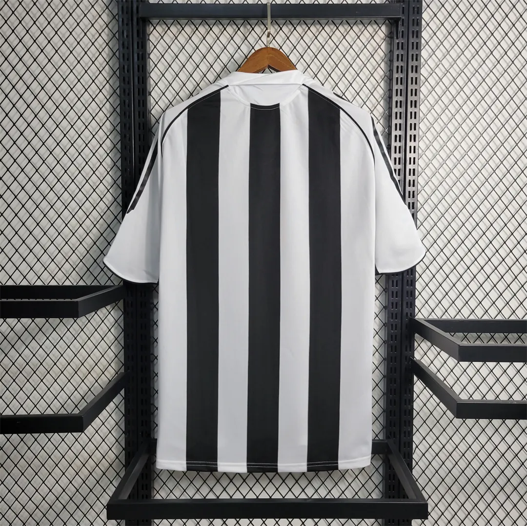 04-06 Newcastle home 4