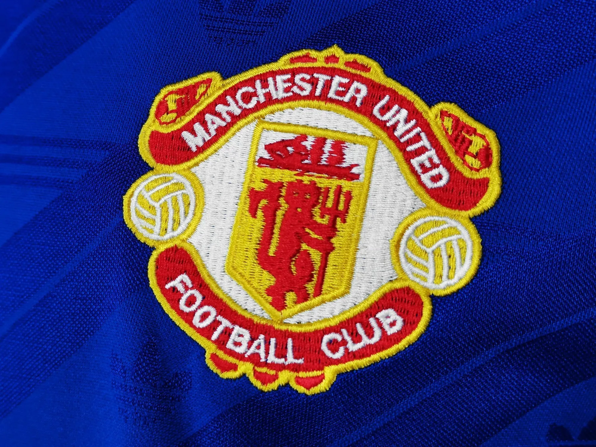 86-88 Manchester United away blue long sleeve 2