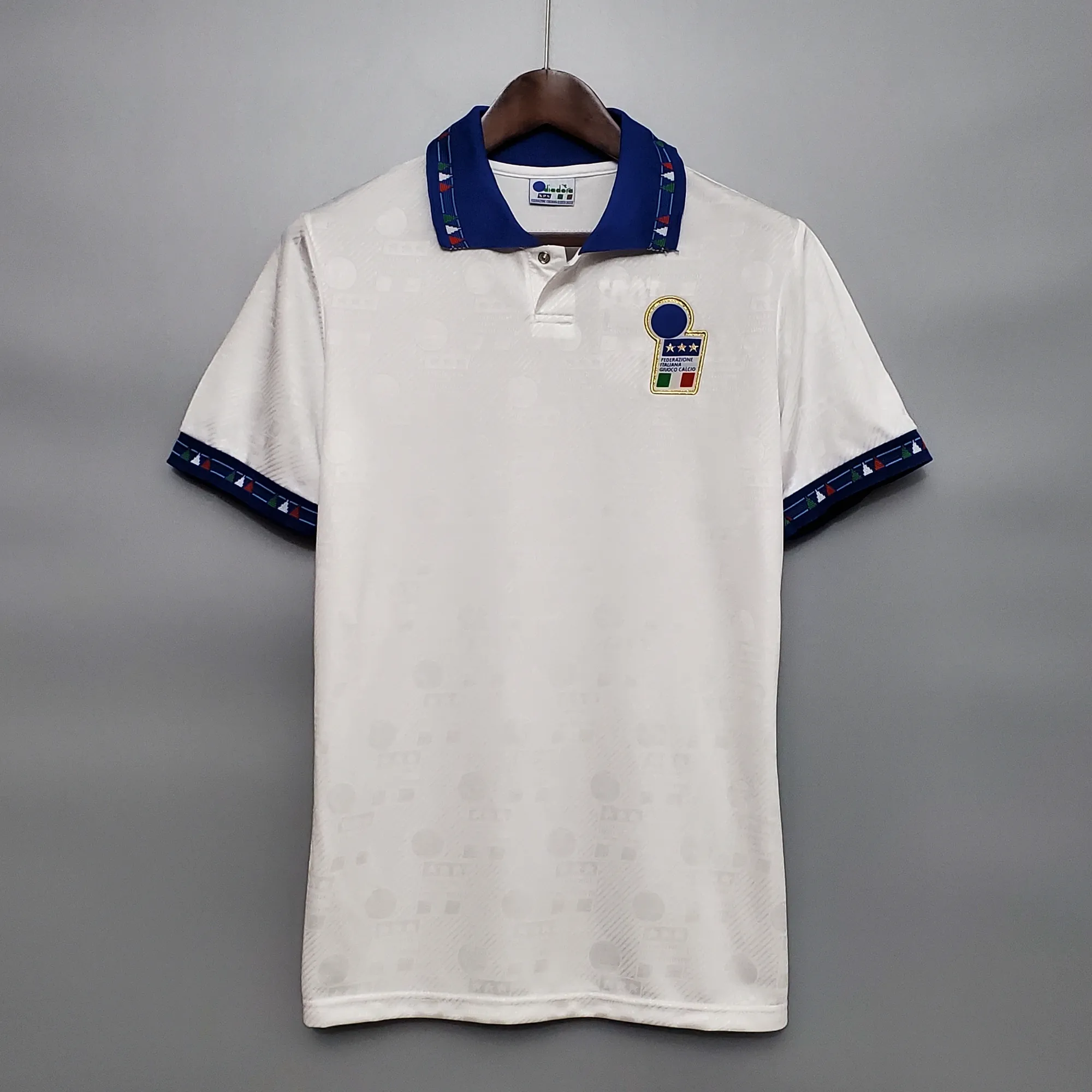1994 Italy away 10