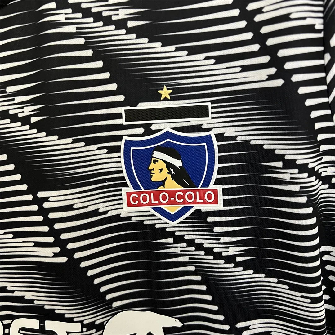 23-24 woman Colo-Colo fourth away 1