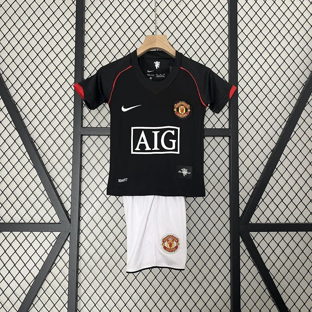 07-08 Manchester United Away Retro Kids Kits Children Sets Football AAAAJerseys Yupoo 11