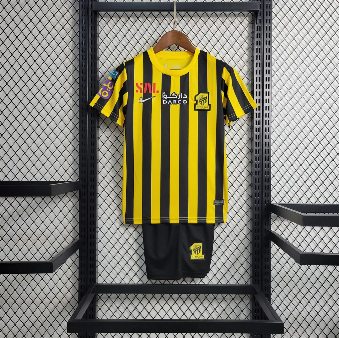 23-24 kids Ittihad home Size 16-28 11