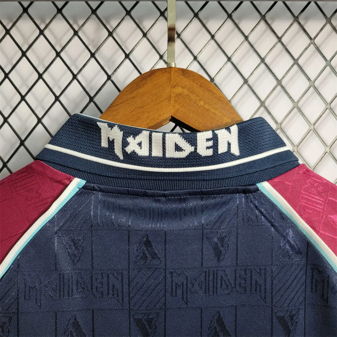 99-01 West Ham Iron Maiden Home 7