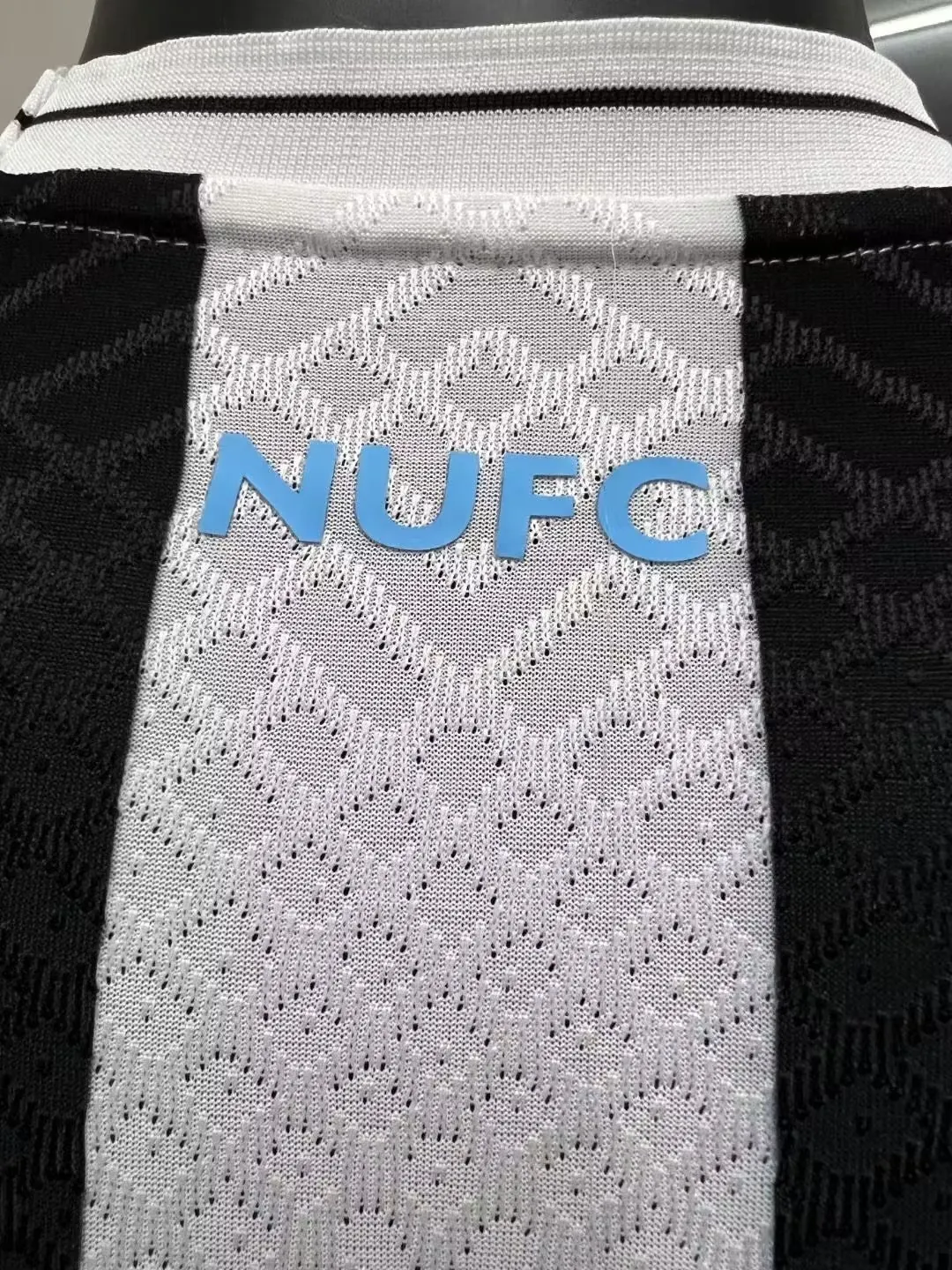 22-23 Newcastle home player version 5