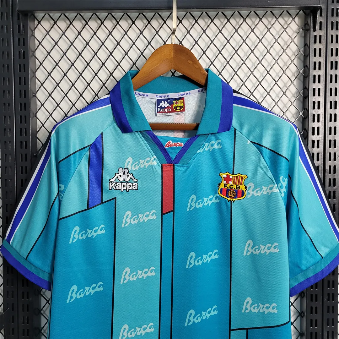 96-97 Barcelona away 5