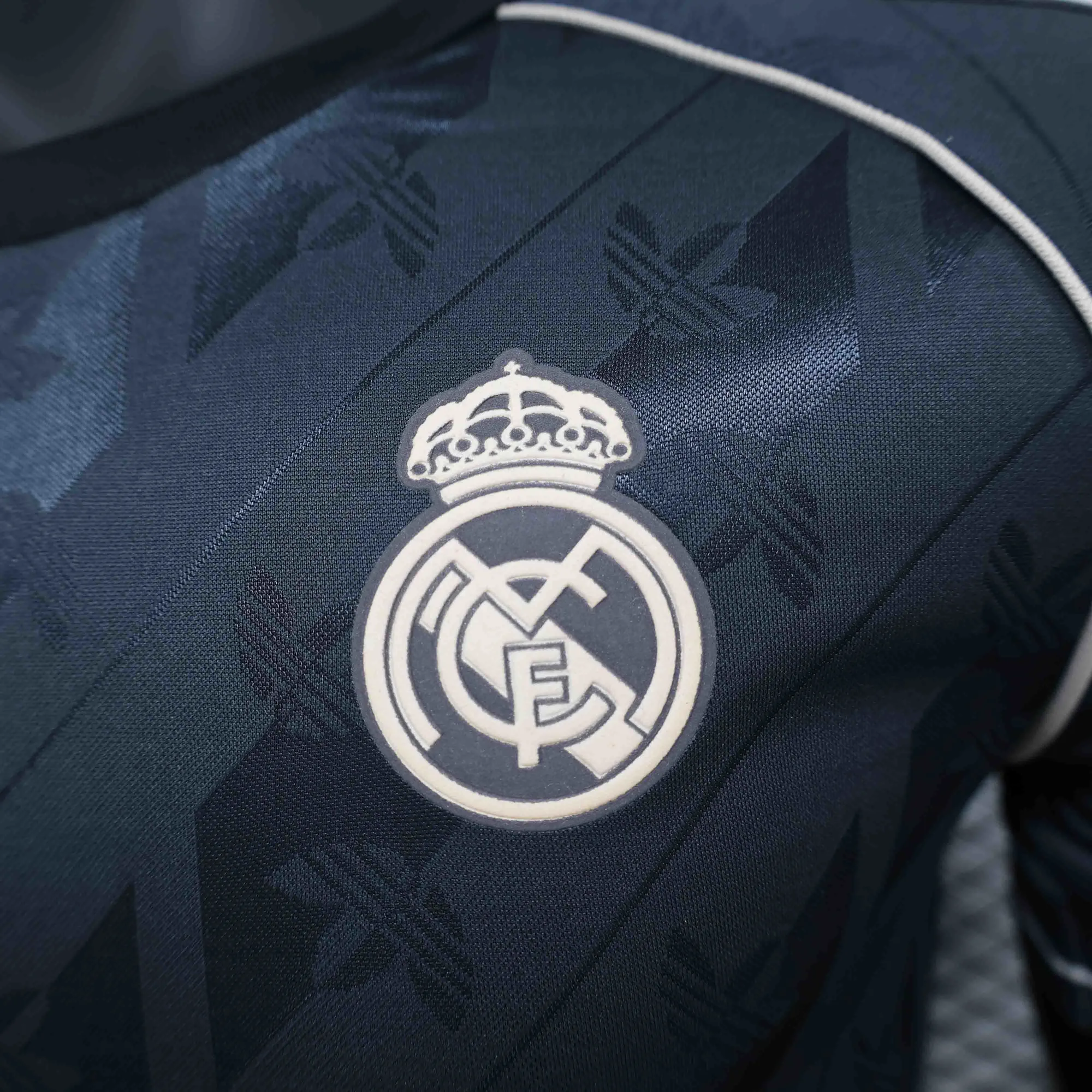 24-25 Real Madrid Retro Style Kid Player Version Shirt AAAAJersey Supplier Yupoo 3