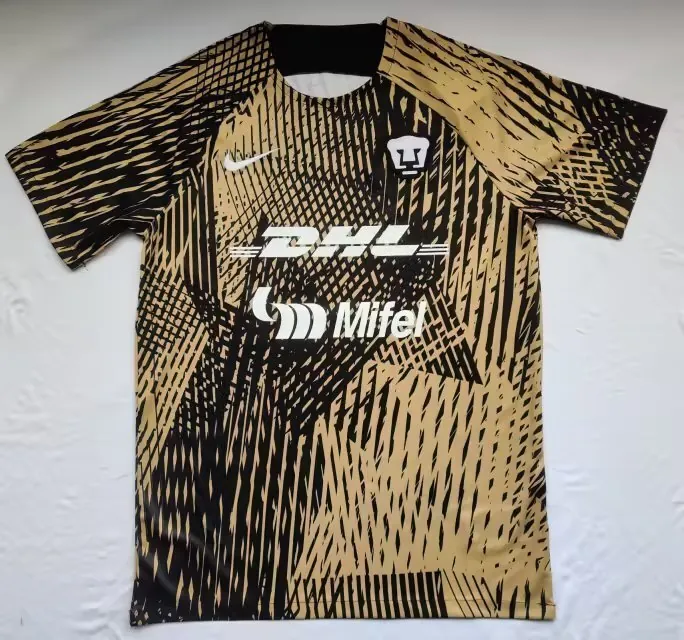 22-23 Pumas Training suit 2