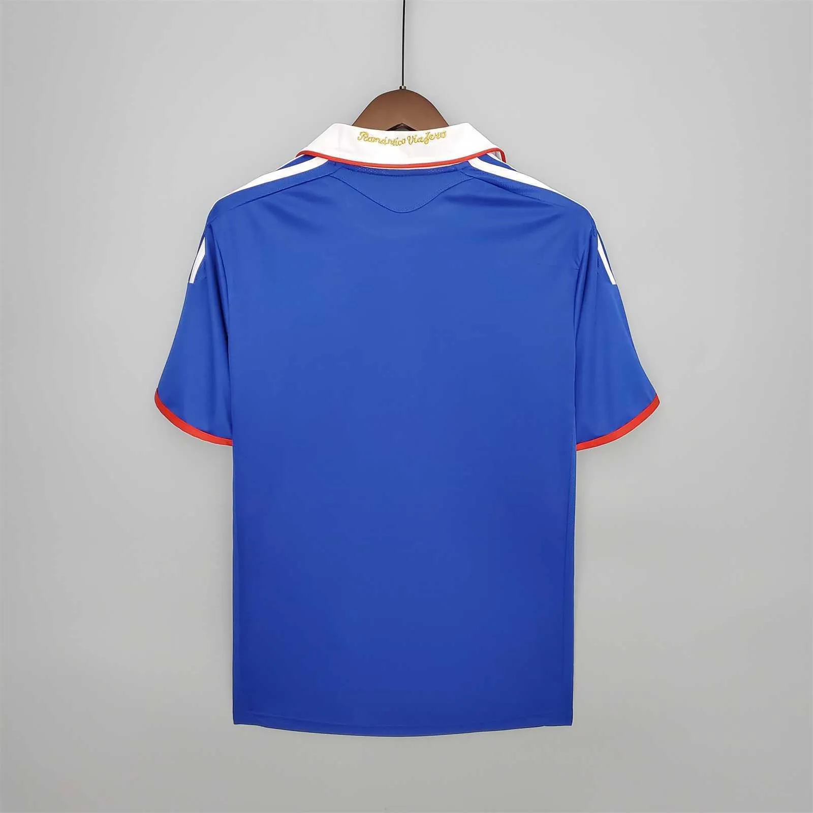 2011 University of Chile home 6