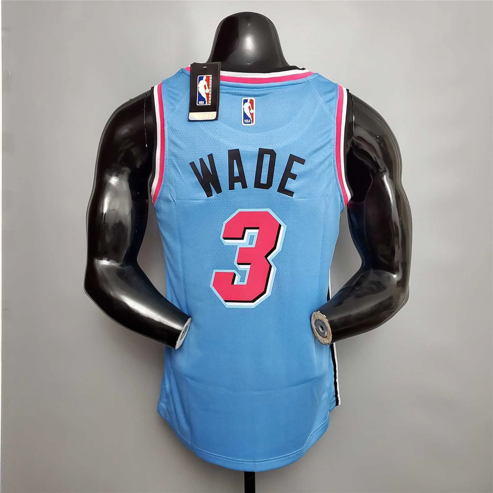WADE #3 Miami Heat V-neck blue 1