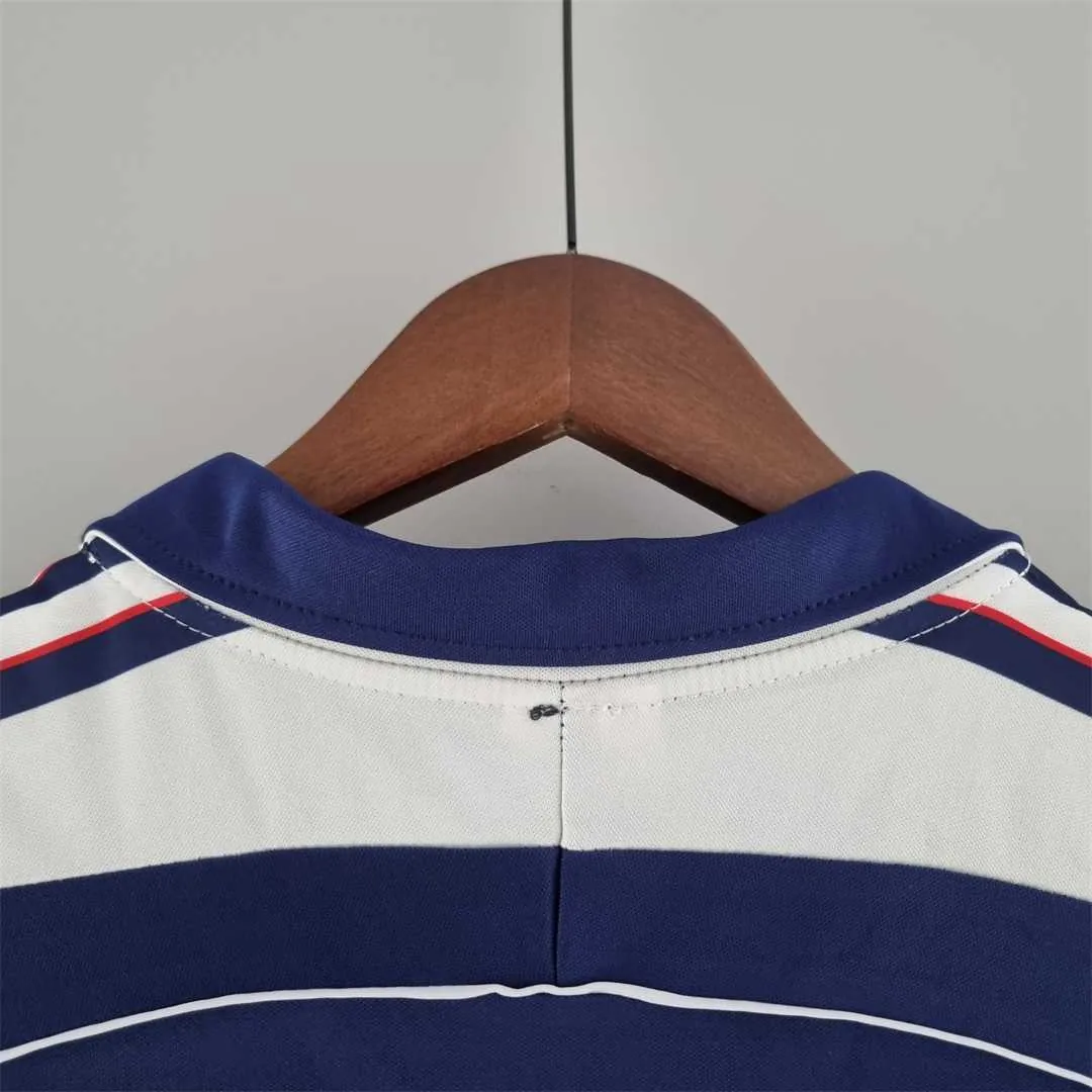 00-01 University of Chile home 10