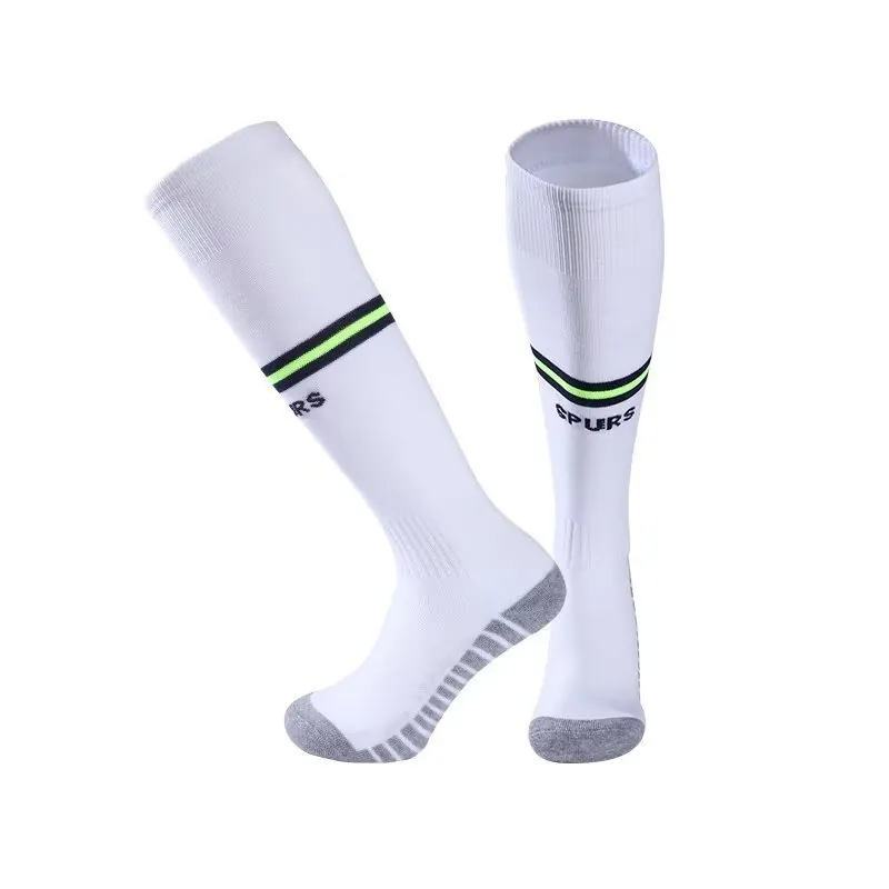 22-23 Tottenham Hotspur home - 3 11