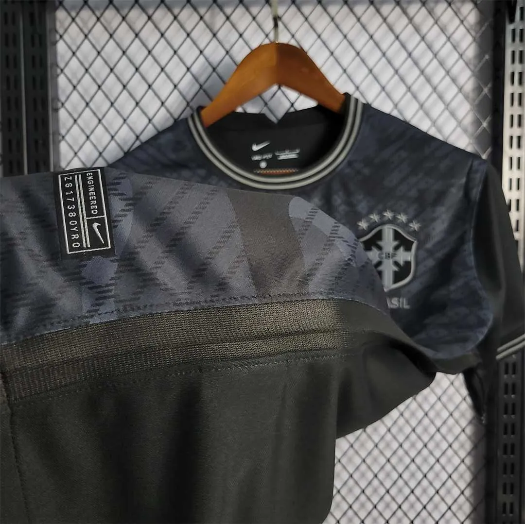 2022 Brazil black 7
