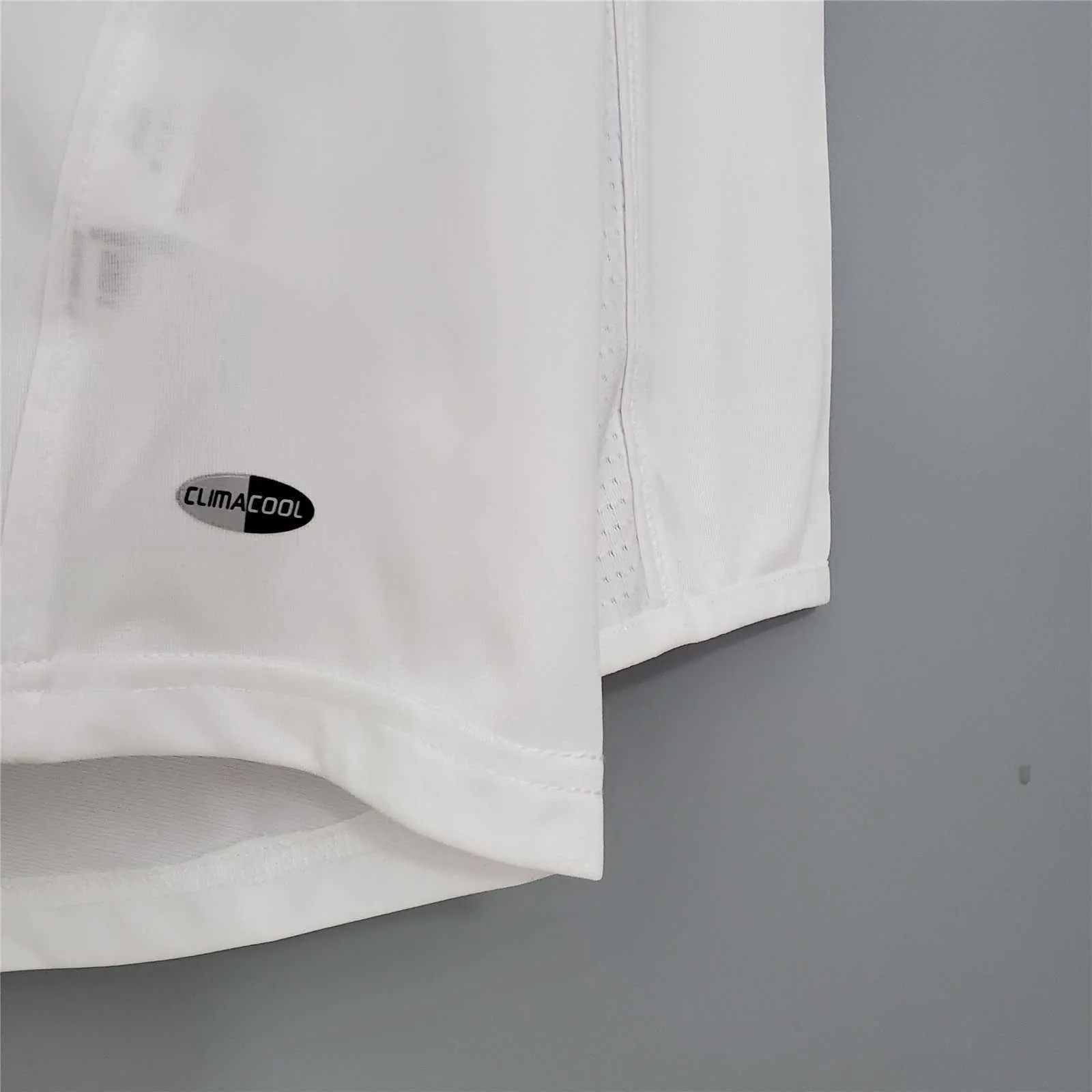 05-06 Real Madrid home long sleeve 7