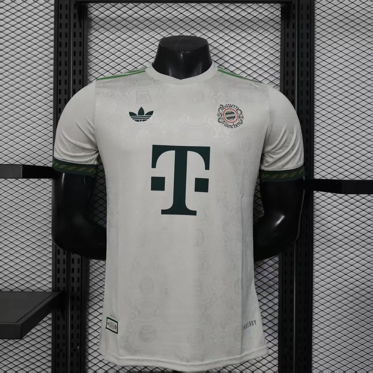 25-26 Bayern Oktoberfest Special Edition Football Player Version Tops AAAAJersey Supply Yupoo 7