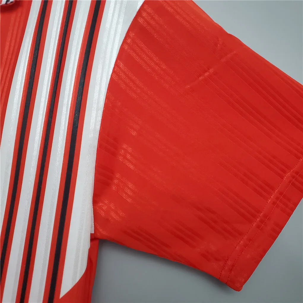 95-96 River Plate red away 3