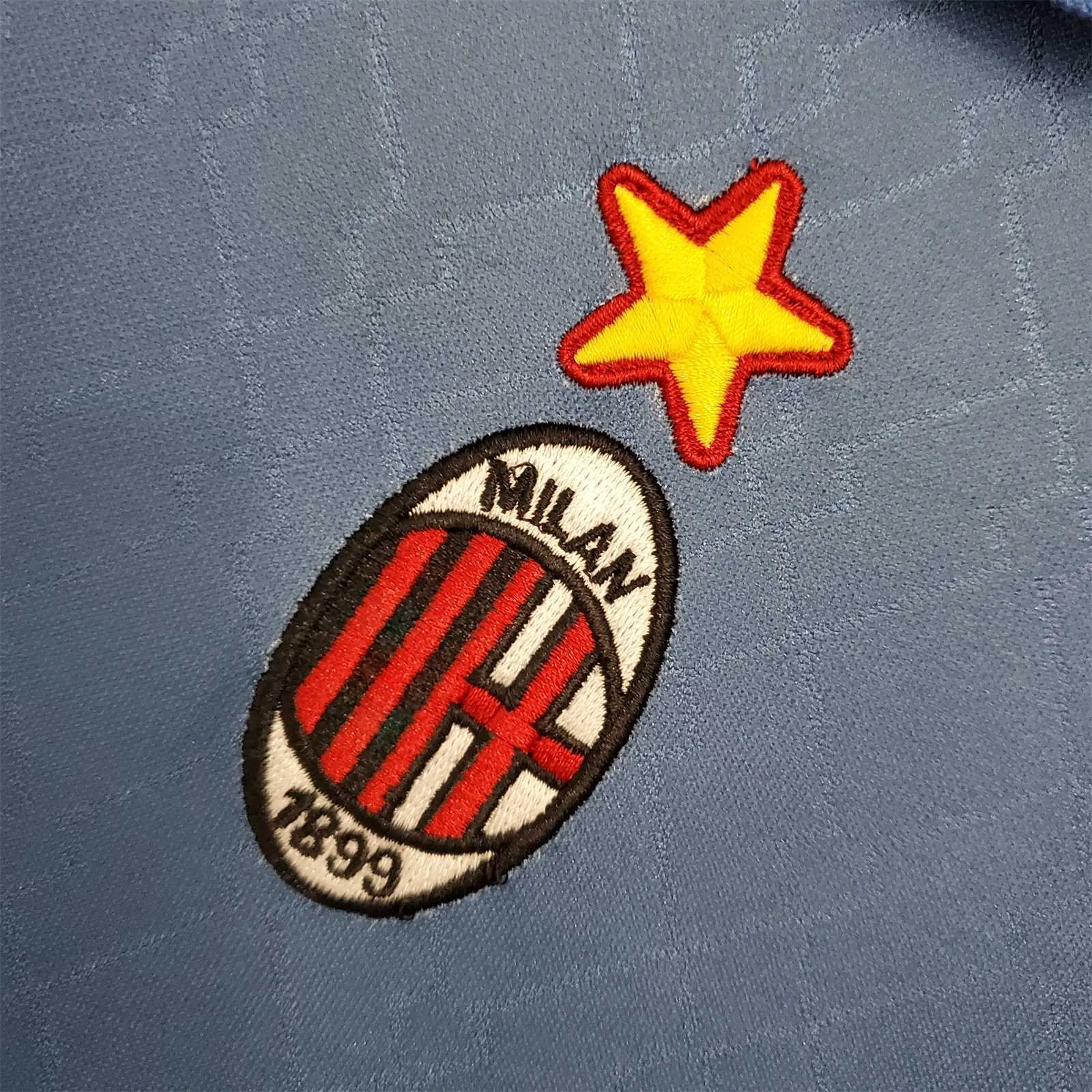 95-96 AC Milan blue away 1