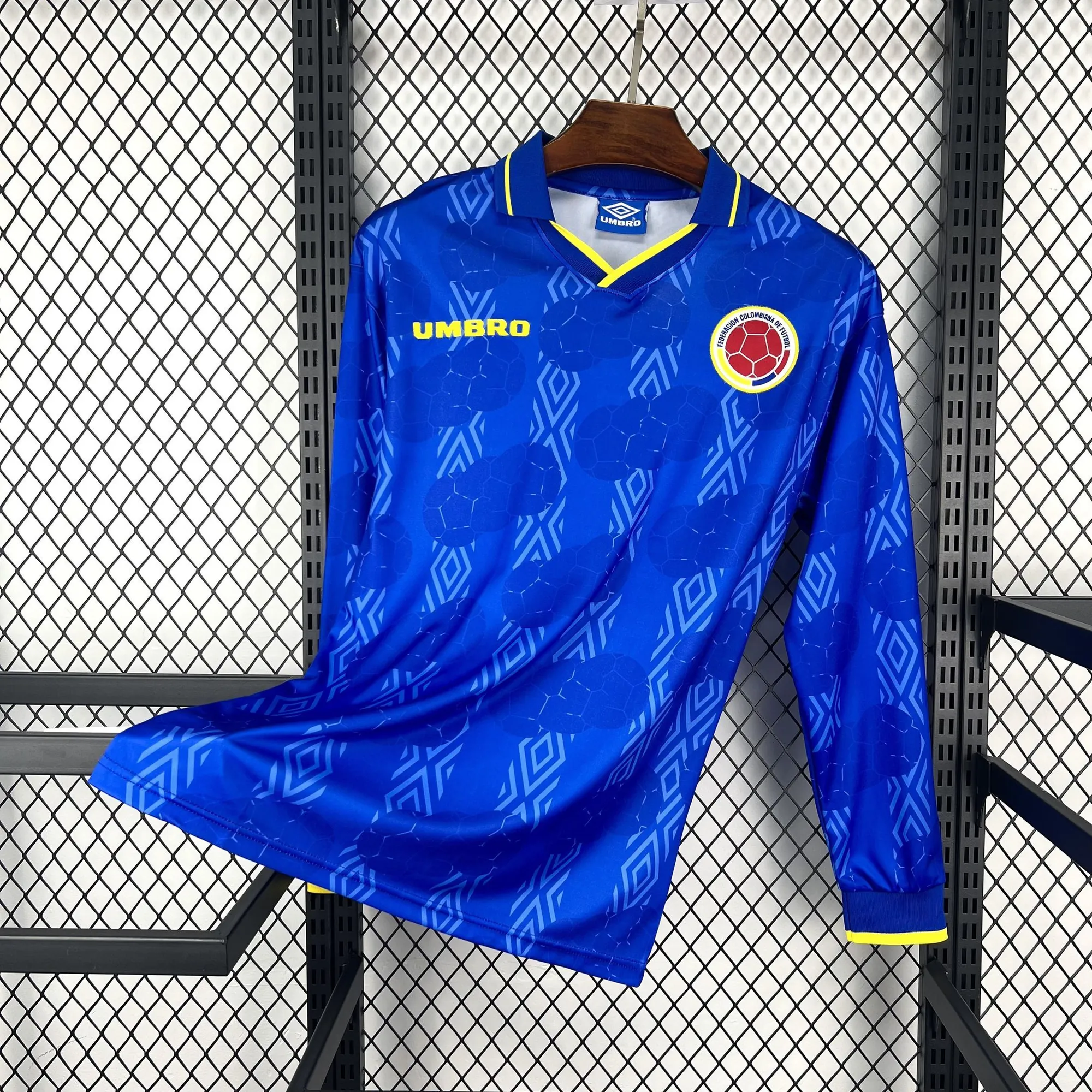 1994 Colombia Retro Mens Away Kit Football Long Sleeve Shirt AAAAJersey Supply Yupoo 6 3