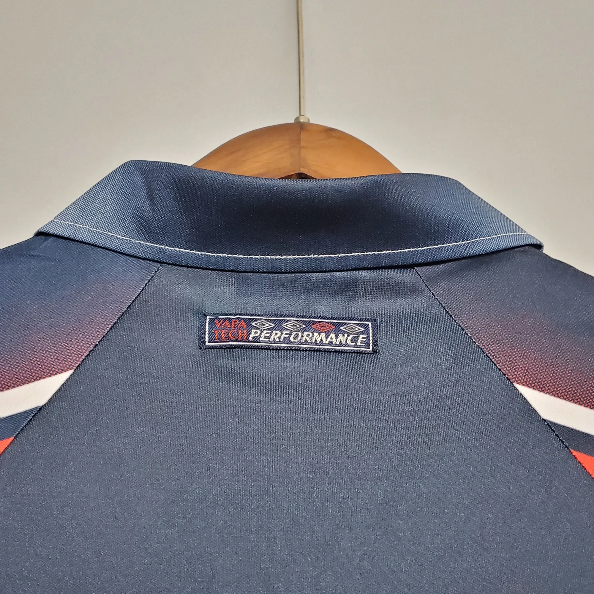 97-98 Ajax away 3