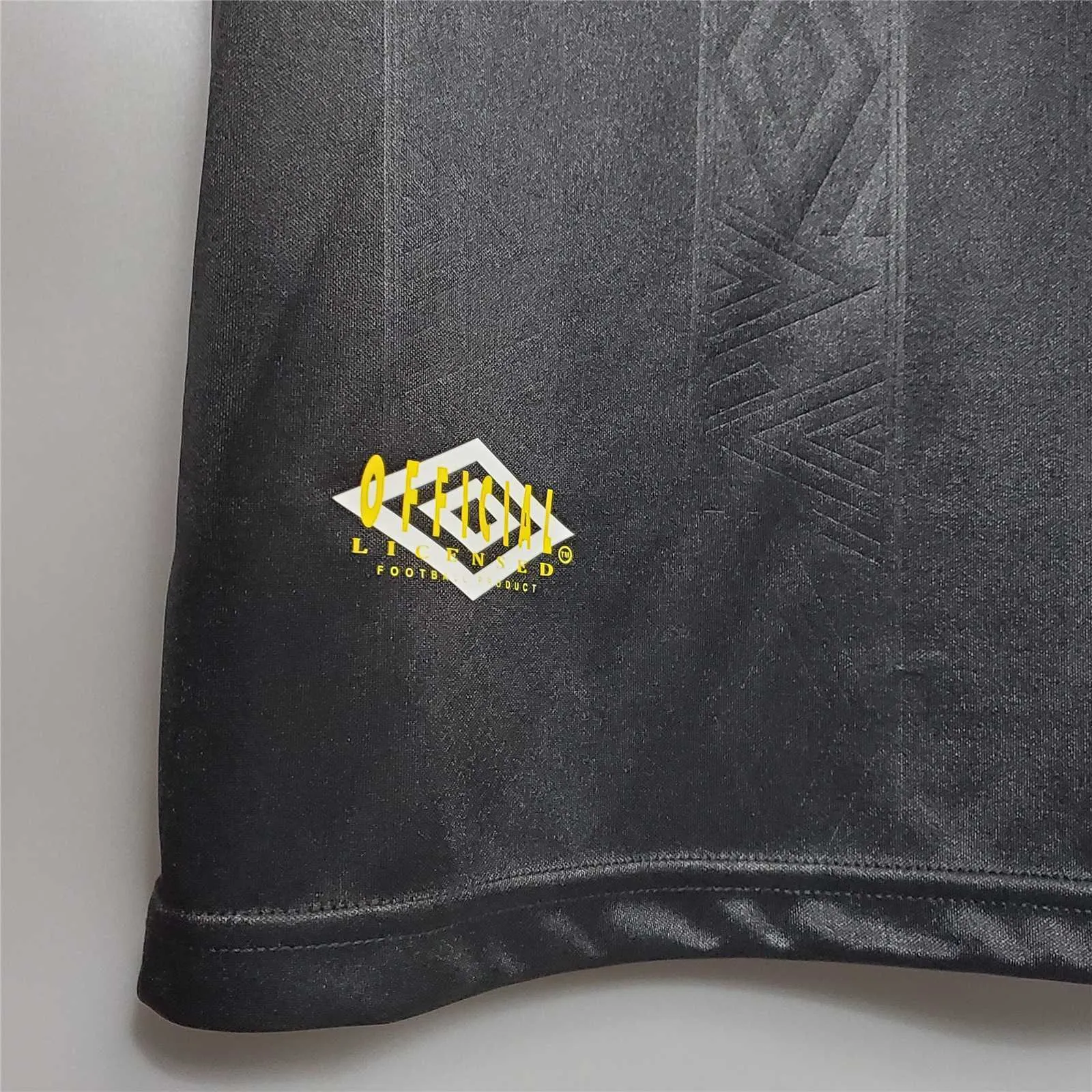 93-94 Manchester United away 3